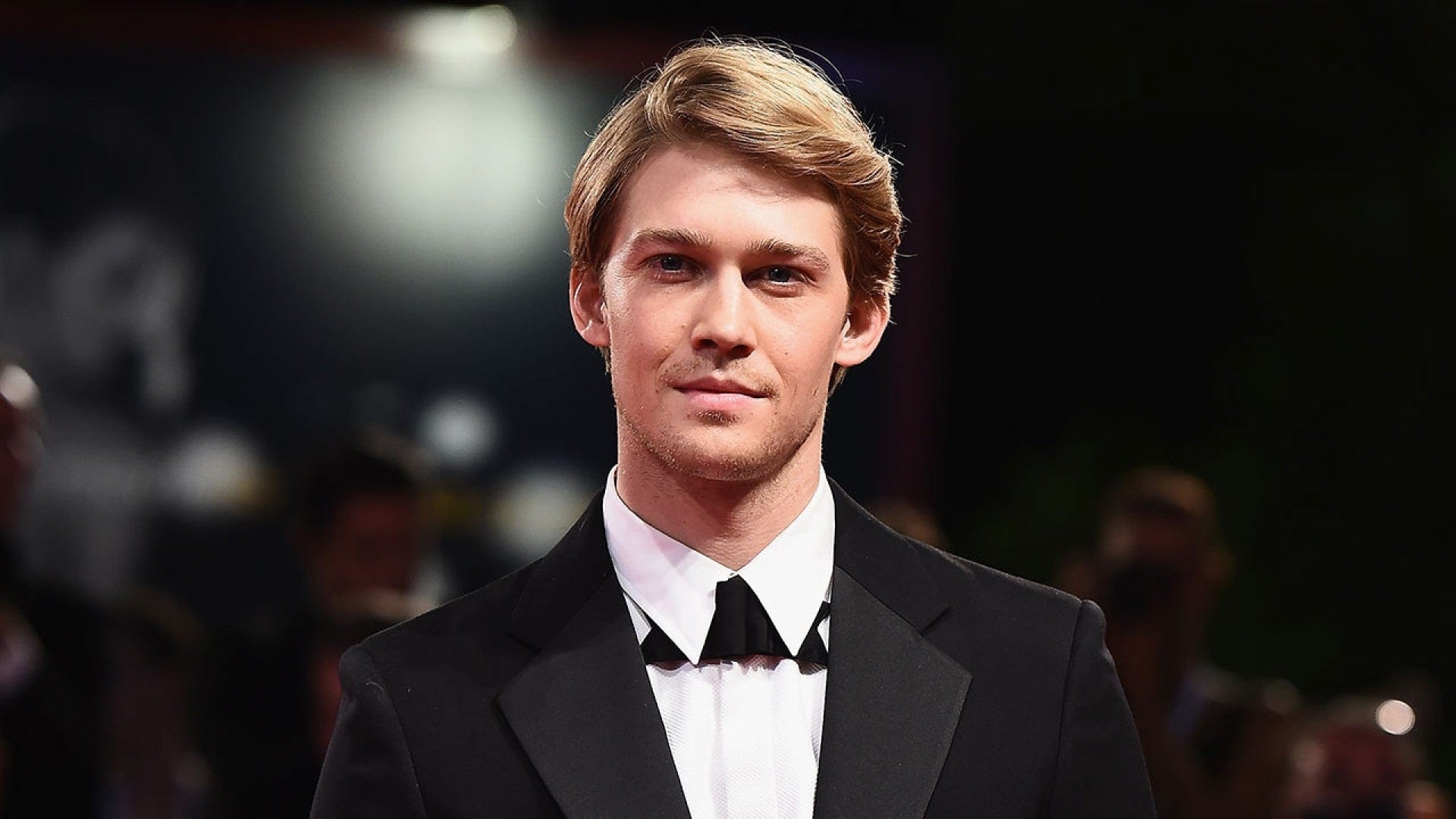 Joe Alwyn, Dating history, Taylor Swift, Actor, 1920x1080 Full HD Desktop