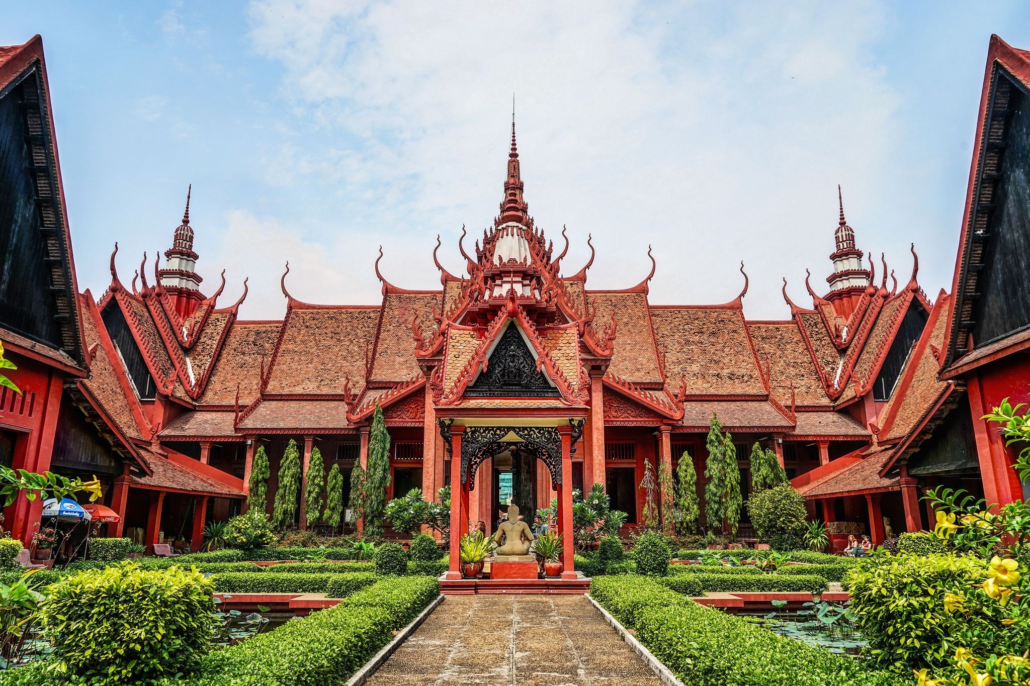 Phnom Penh, Cambodia, National Museum, 2050x1370 HD Desktop