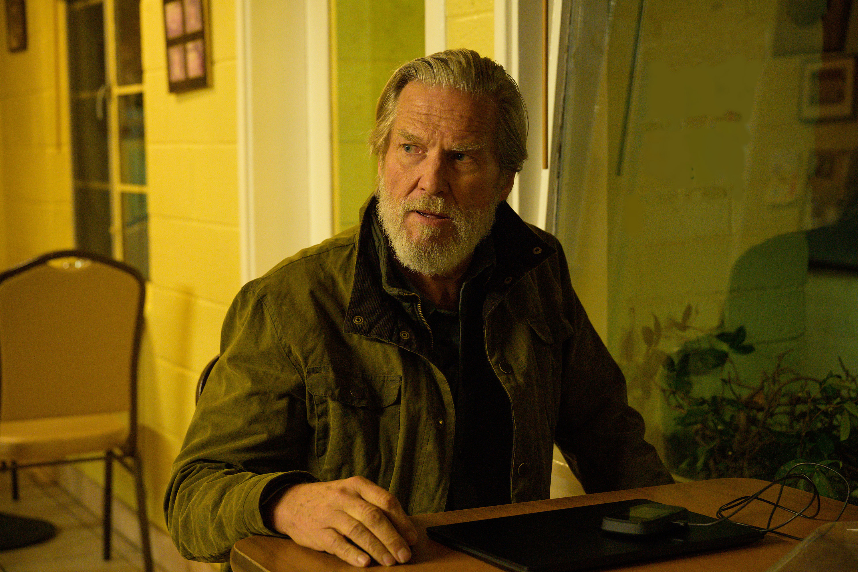 Season 2 renewal, Jeff Bridges series, FX network, Viewer votes, 3000x2000 HD Desktop