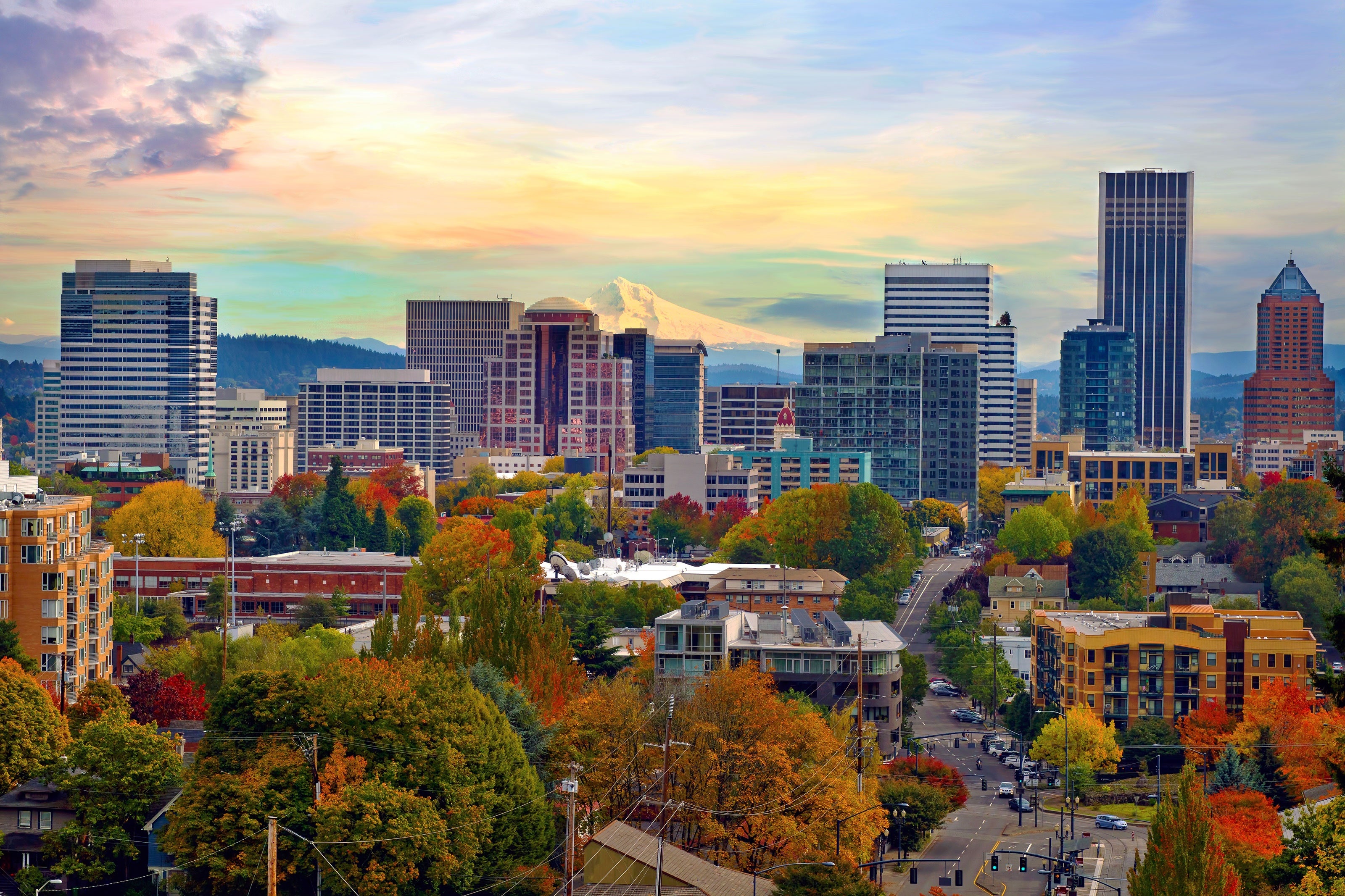 Portland Skyline, Oregon attractions, Gourmet dining, Architectural Digest feature, 3200x2140 HD Desktop