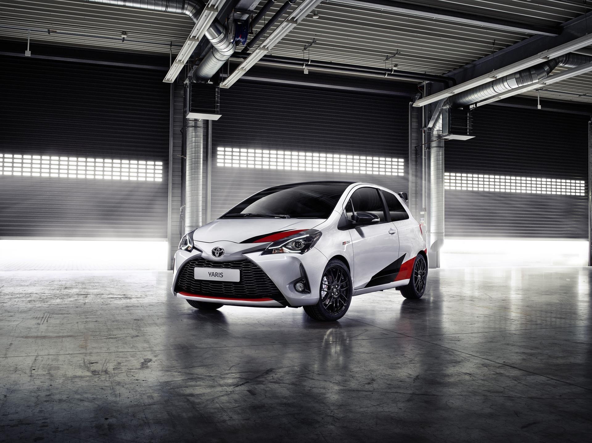 GRMN Edition, Toyota Yaris Wallpaper, 1920x1440 HD Desktop