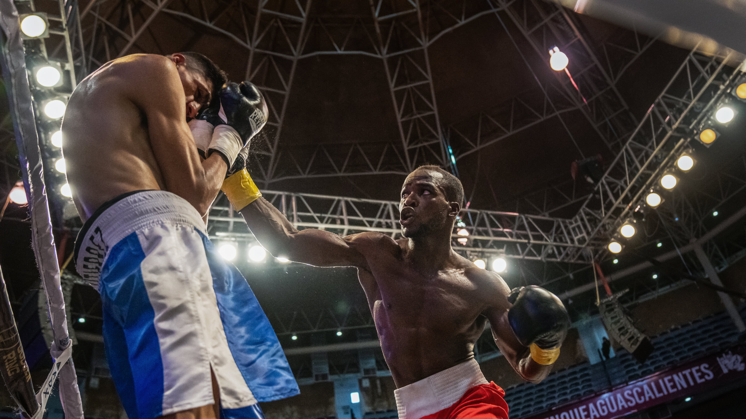 Professional boxing, Cuban athletes, Olympic opportunities, The New York Times, 3000x1690 HD Desktop