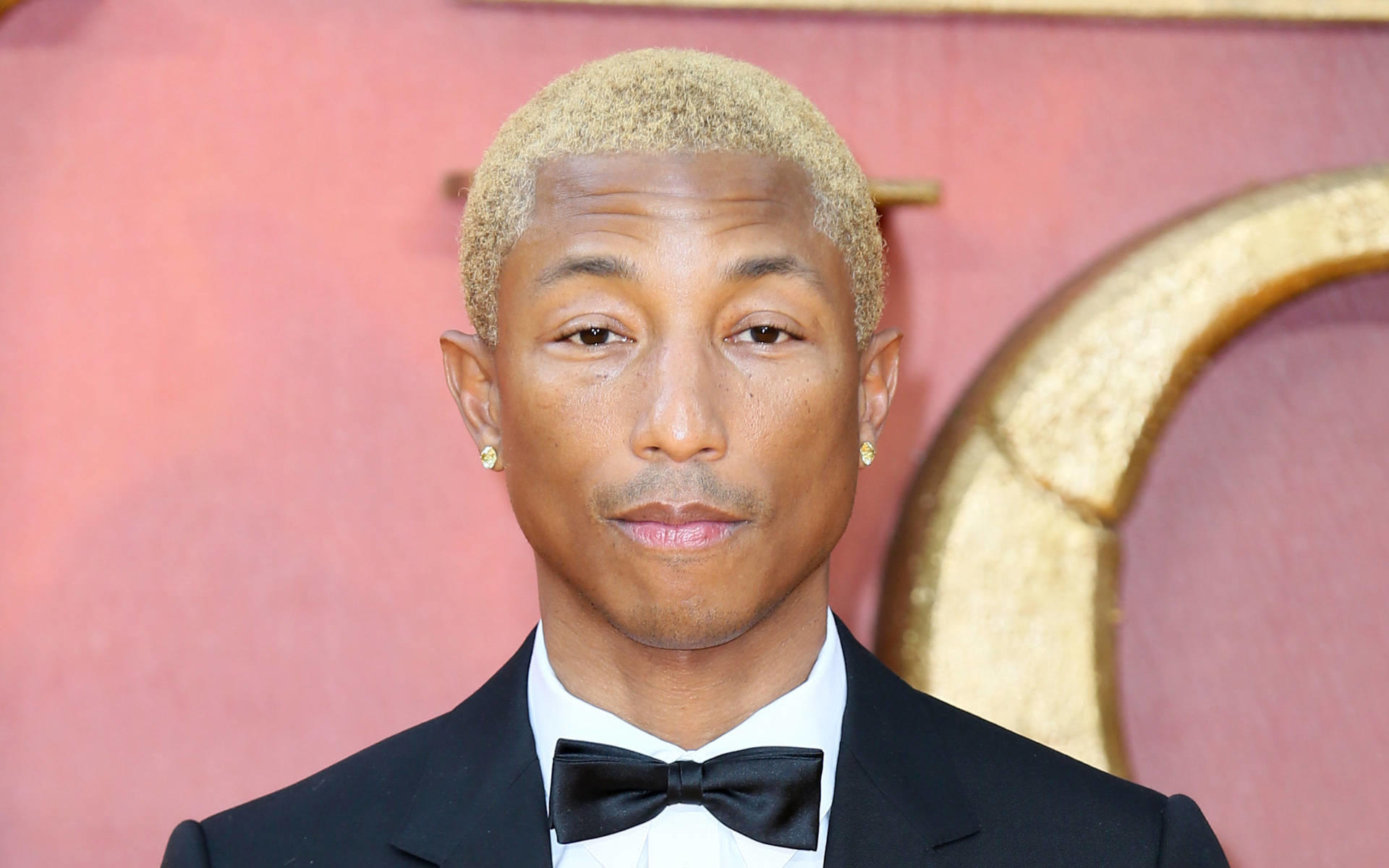 Pharrell Williams, Blurred lines, Ist ihm peinlich, Peinlich, 1920x1200 HD Desktop