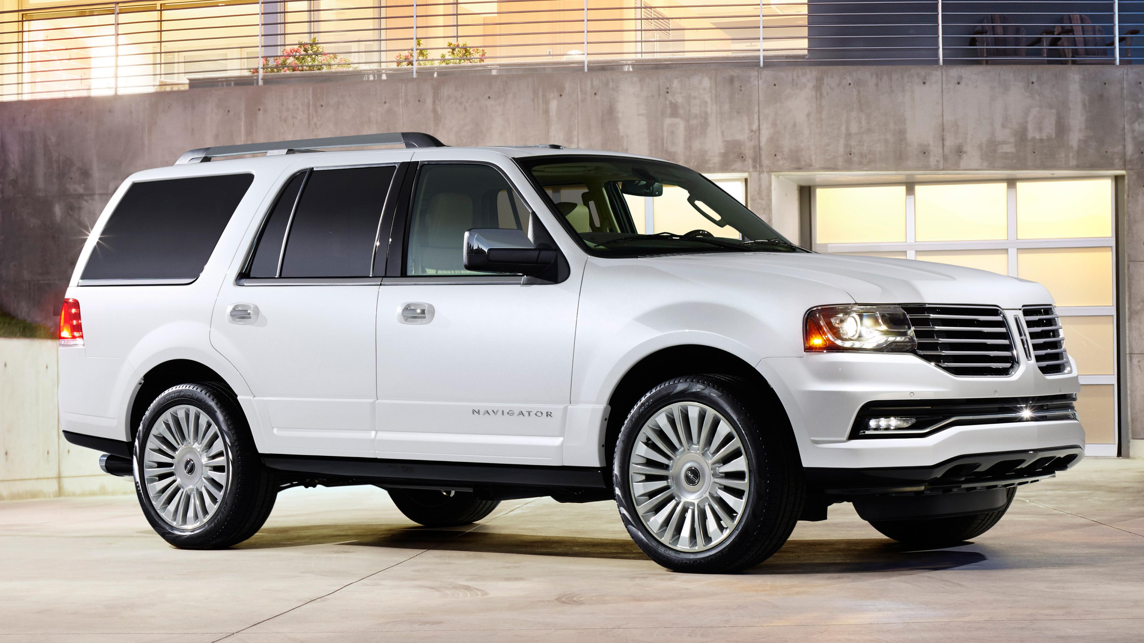 2014 Model, Lincoln Navigator Wallpaper, 3840x2160 4K Desktop