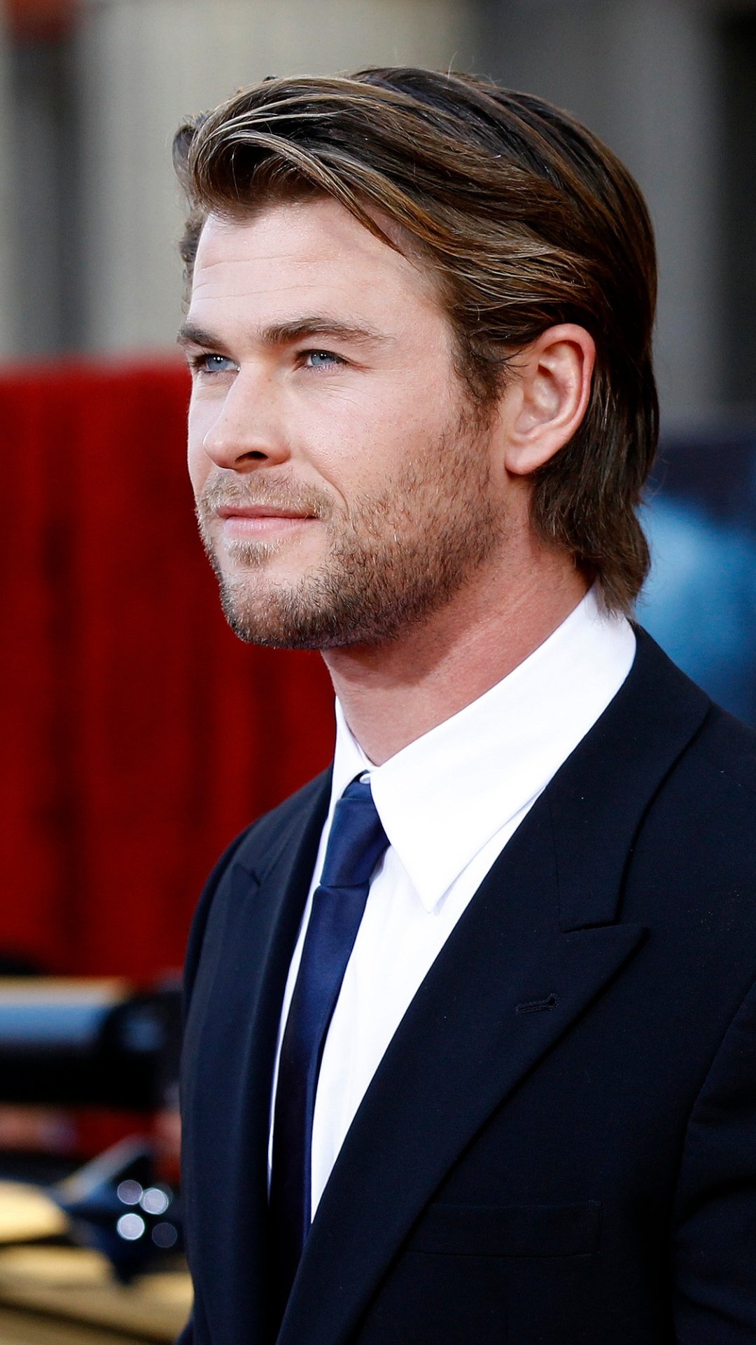 Chris Hemsworth, Celebrity, Movie star, HD wallpapers, 1080x1920 Full HD Phone