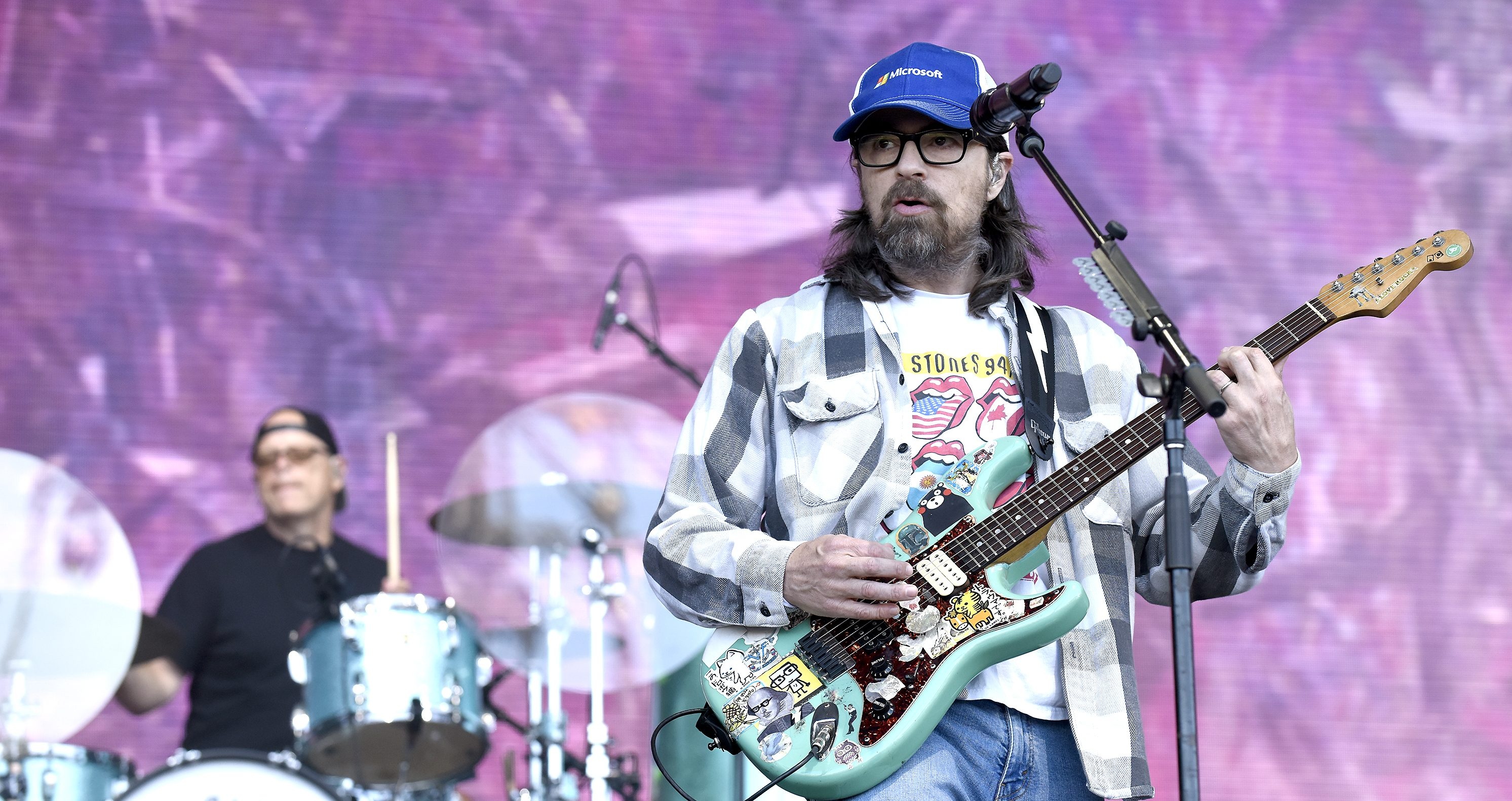 Weezer Cancels Broadway Residency Due To Low Sales \u0026 High Expenses Deadline 2990x1590