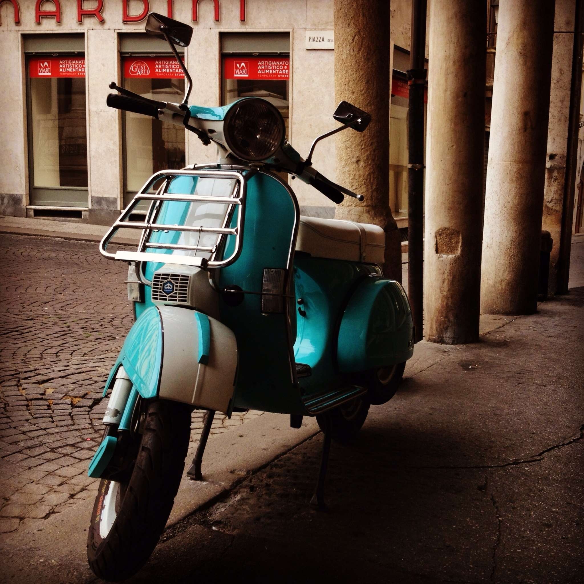 Vespa, Auto, Vintage wallpapers, Top free, 2050x2050 HD Phone