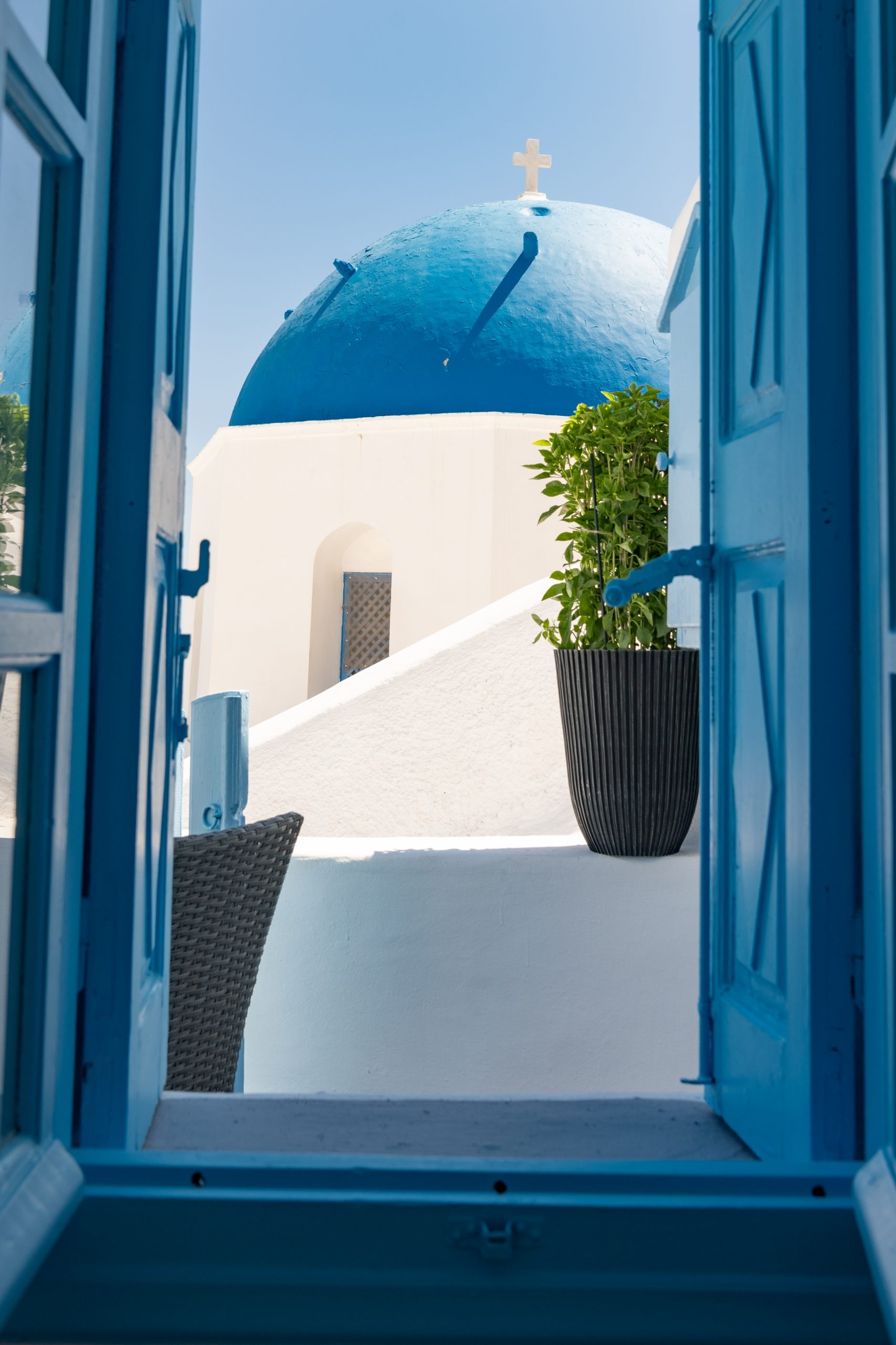 Blue Domes of Oia, blue dome cave, caldera view, luxus vip suites, 1710x2560 HD Phone