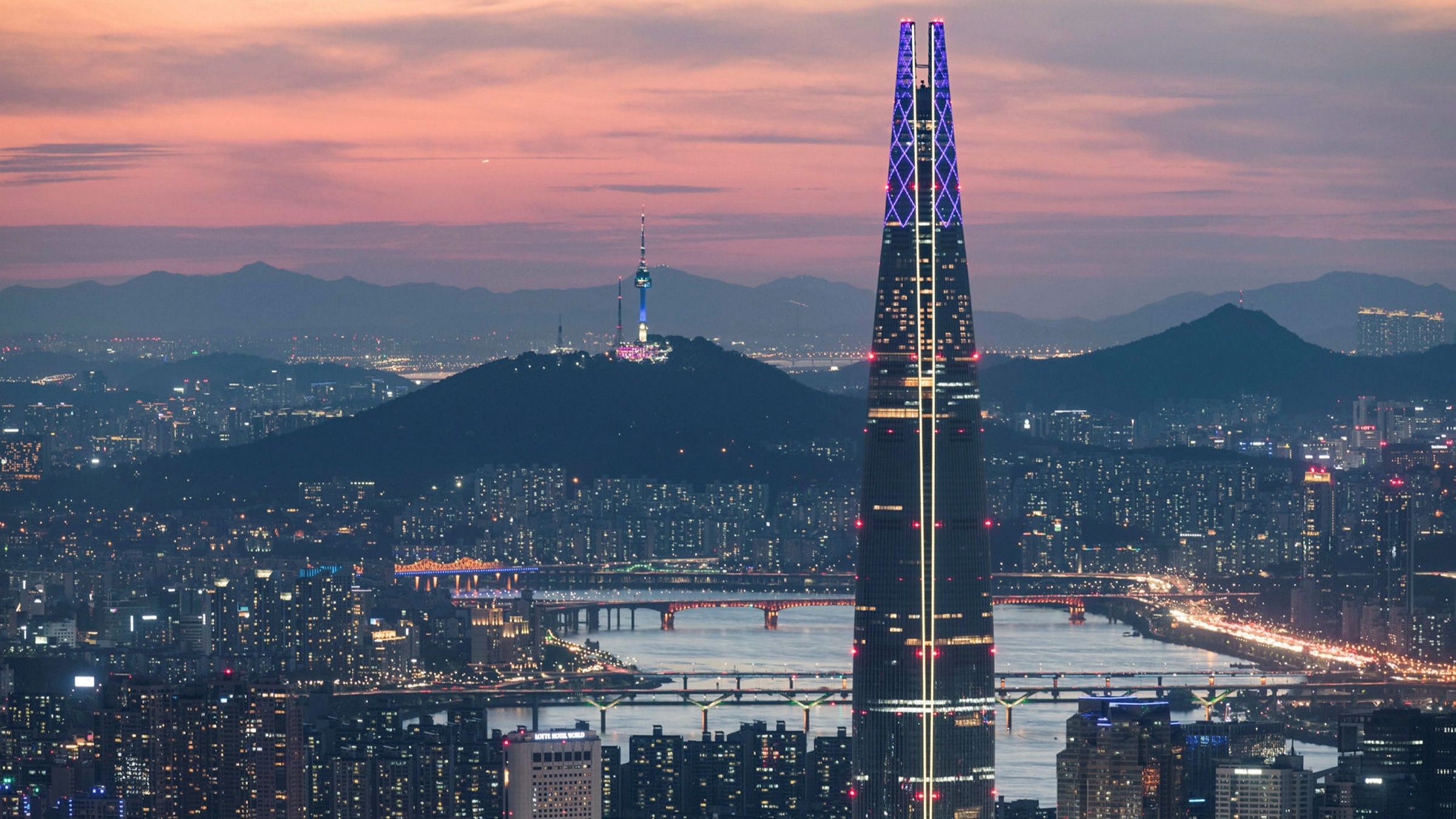 Lotte World Tower, Seoul (Korea) Wallpaper, 2400x1350 HD Desktop