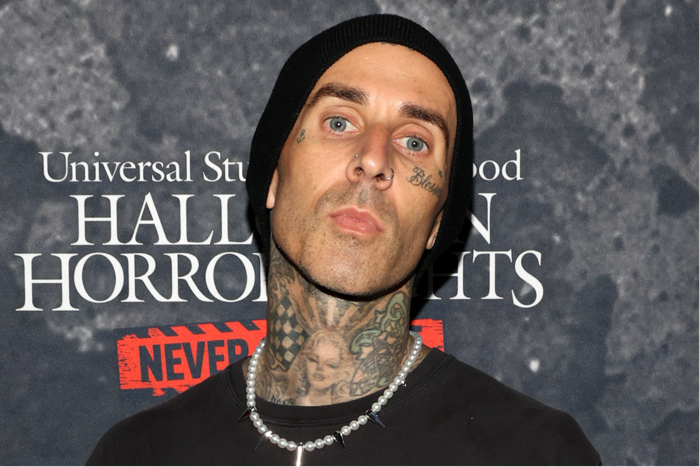 Travis Barker tweets, Hospitalization emergency, 2400x1610 HD Desktop