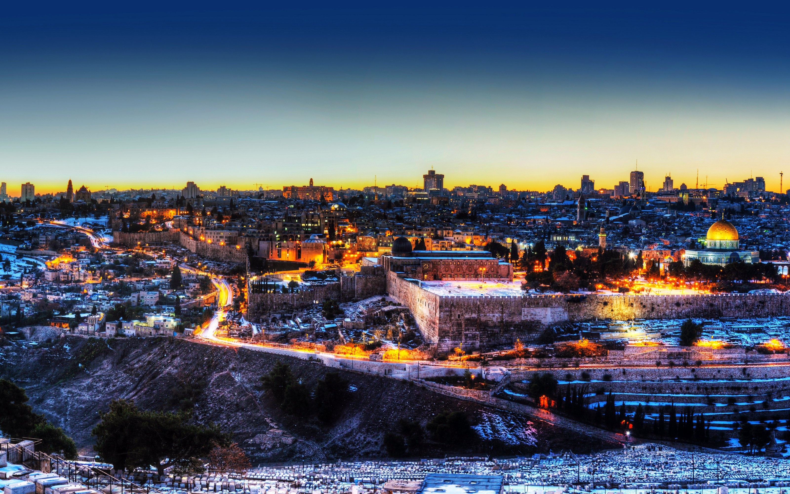 Jerusalem travels, Nighttime beauty, Sacred temples, City lights, 3200x2000 HD Desktop