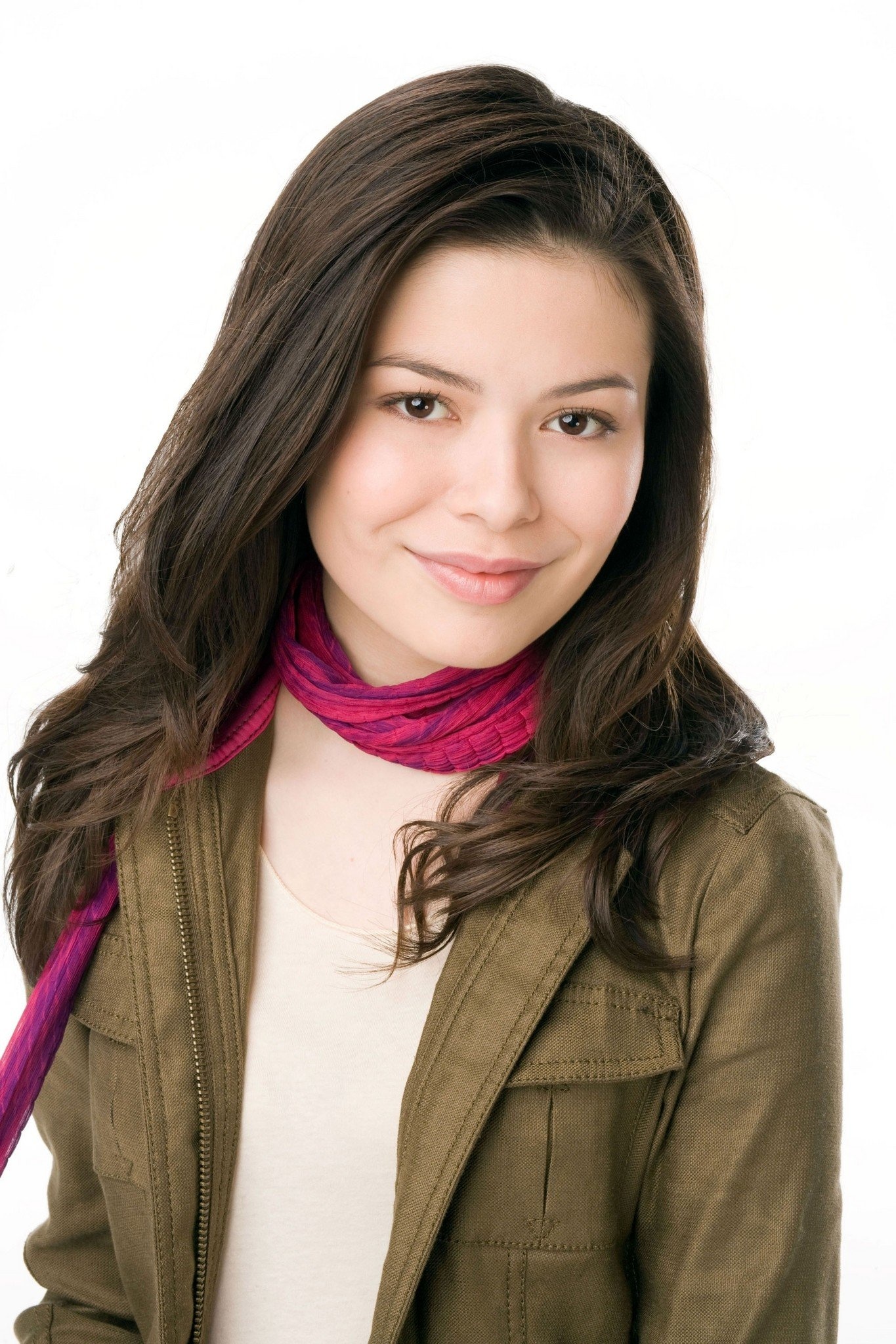 Miranda Cosgrove, iCarly Wallpaper, 1370x2050 HD Phone