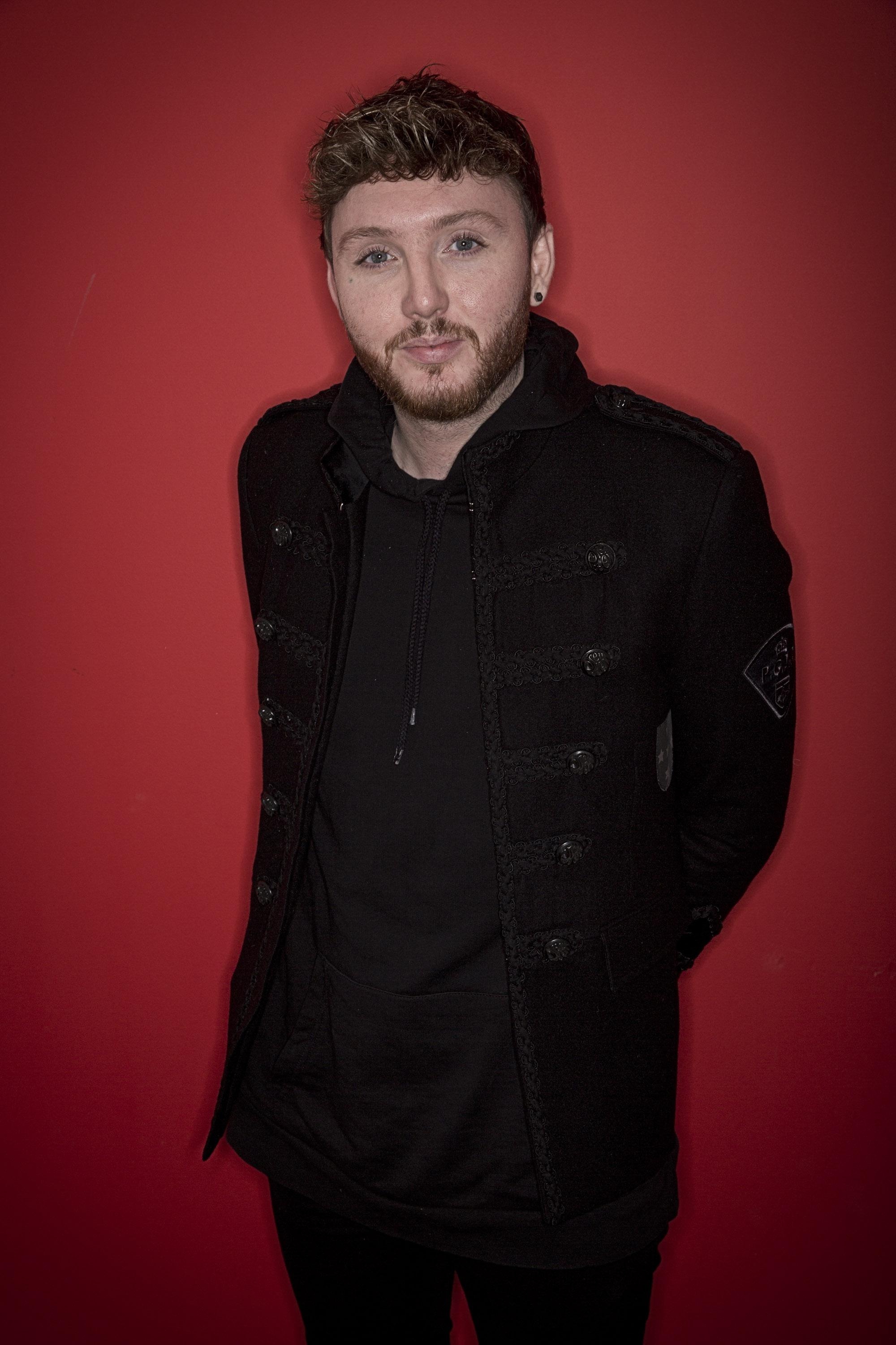 James Arthur, Swaps phone number, Cressida Bonas, Music video, 2000x3000 HD Phone