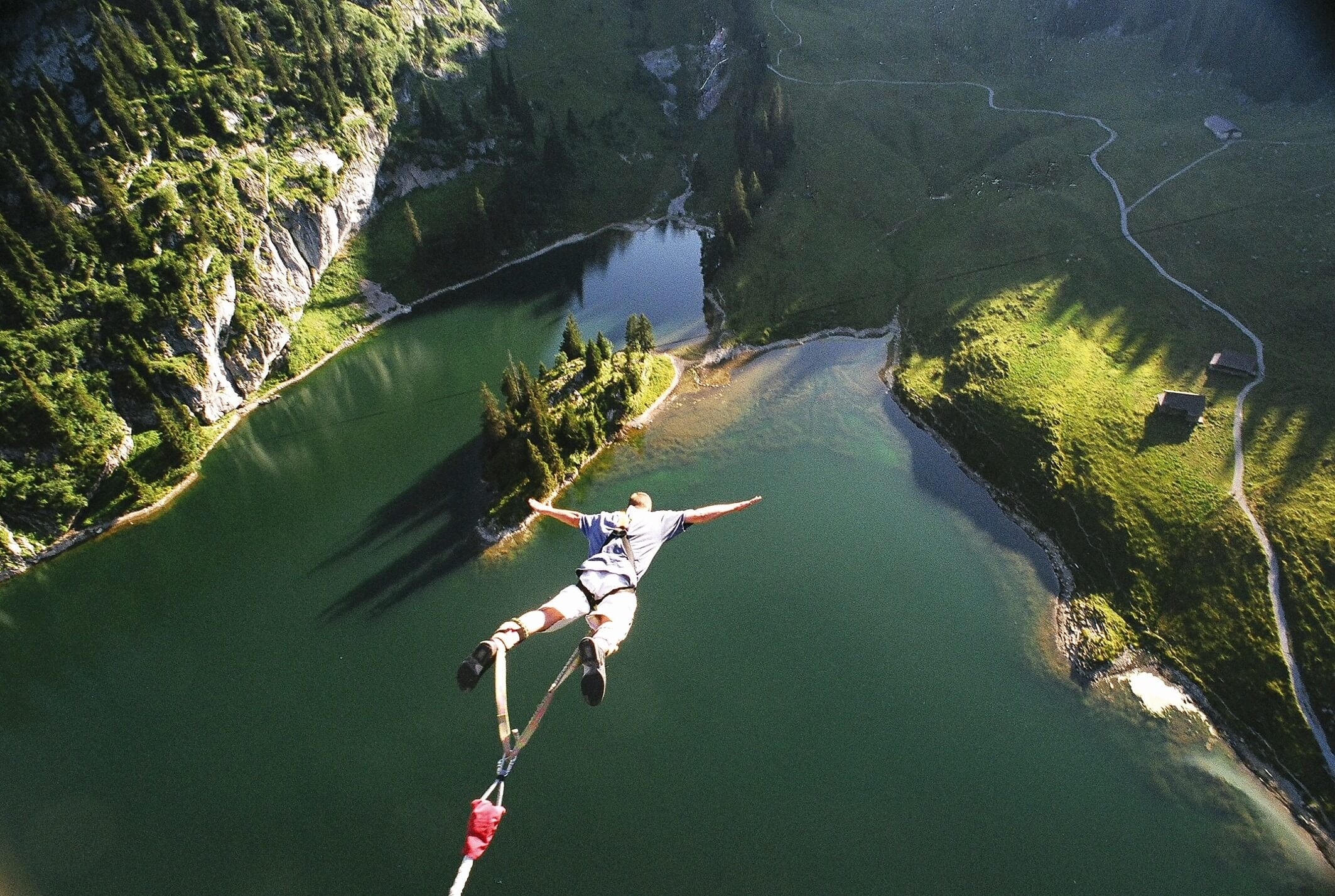 Switzerland, Bungee Jumping Wallpaper, 2130x1430 HD Desktop