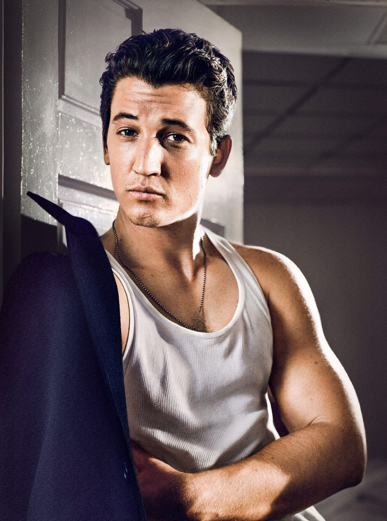 Miles Teller, Boys, Celebrity, Hollywood, 1600x2160 HD Phone