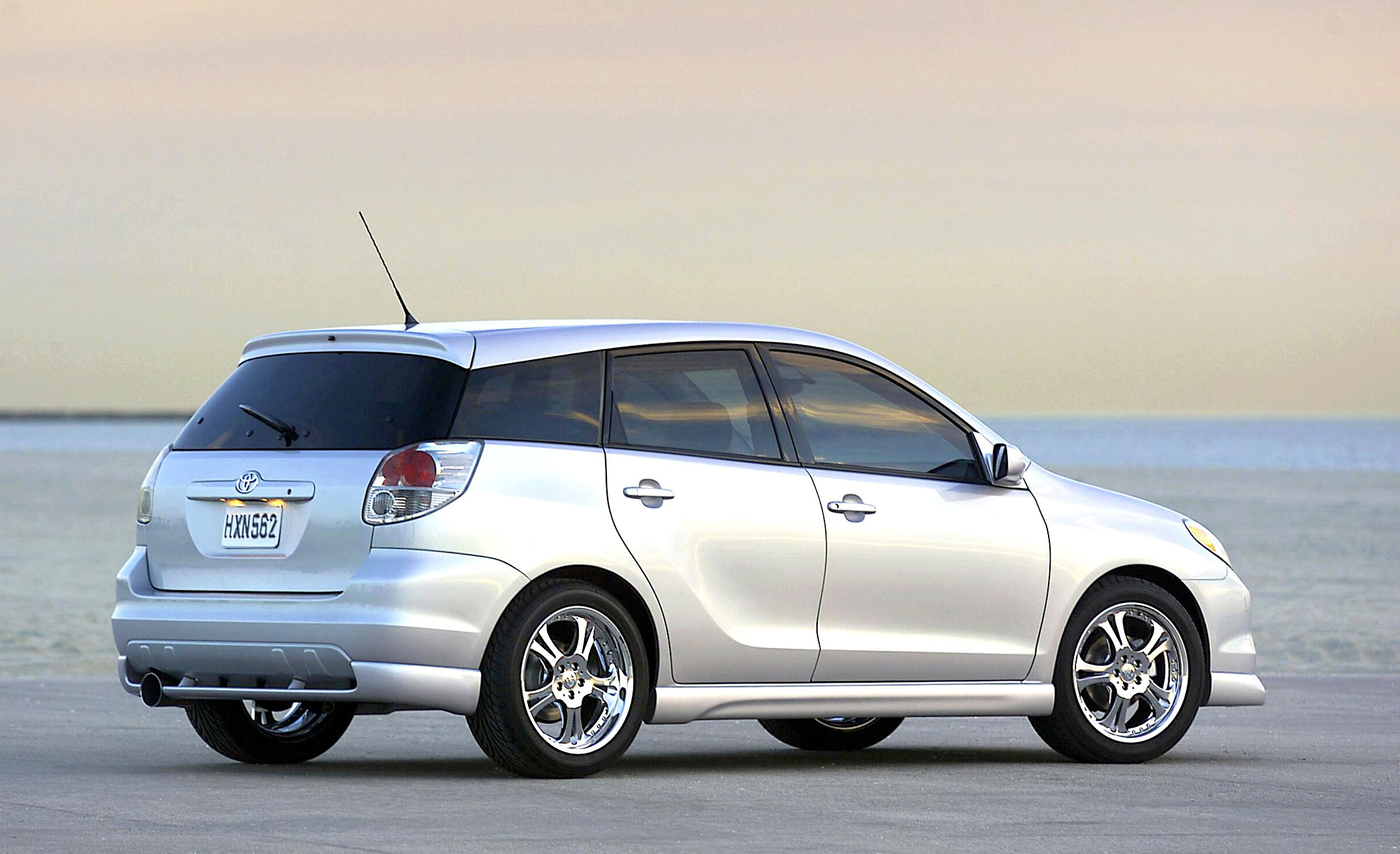 Right Side, Toyota Matrix Wallpaper, 2100x1280 HD Desktop