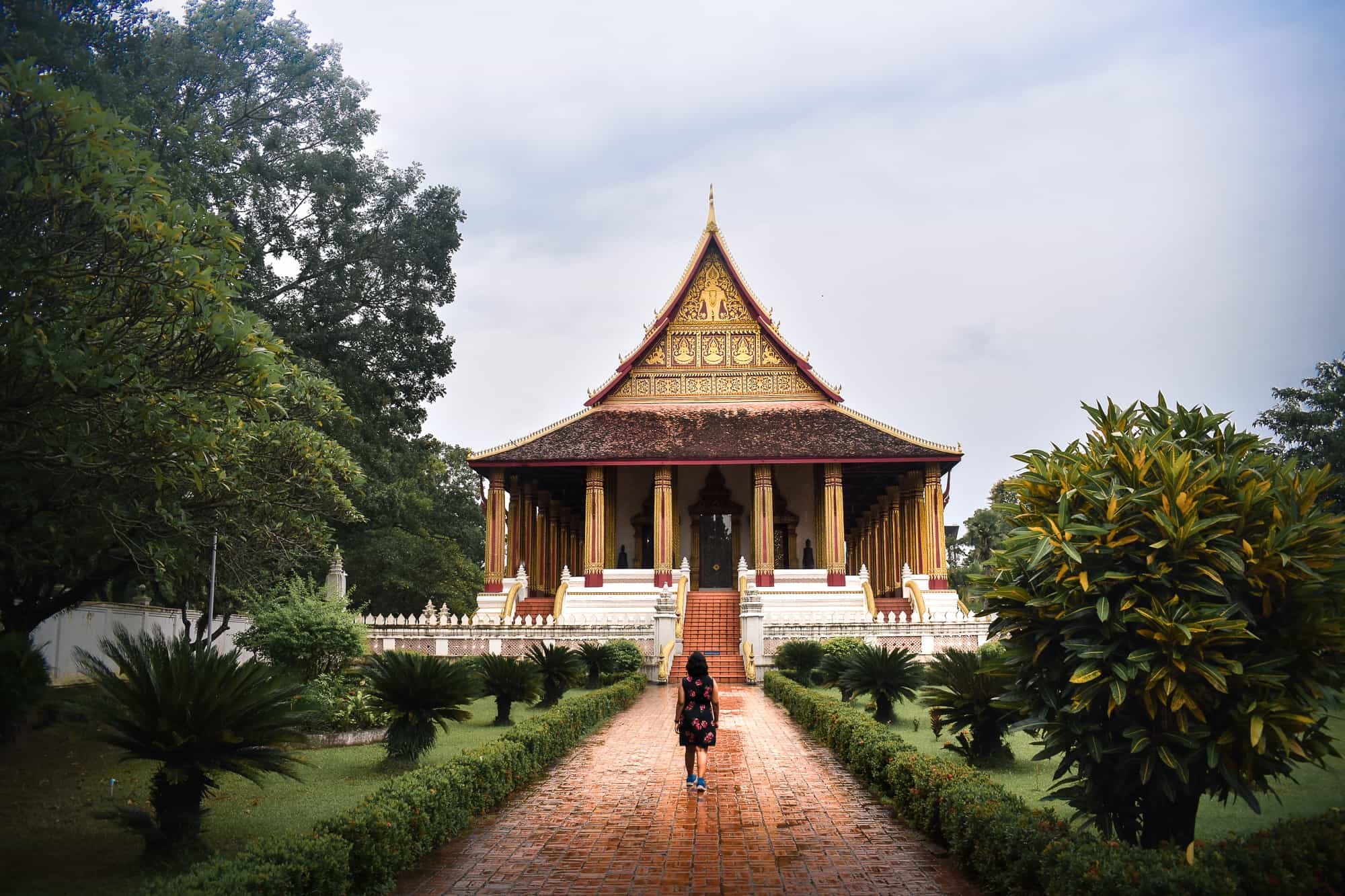 Vientiane Laos, Essential Activities, The Backpacksters, 2000x1340 HD Desktop