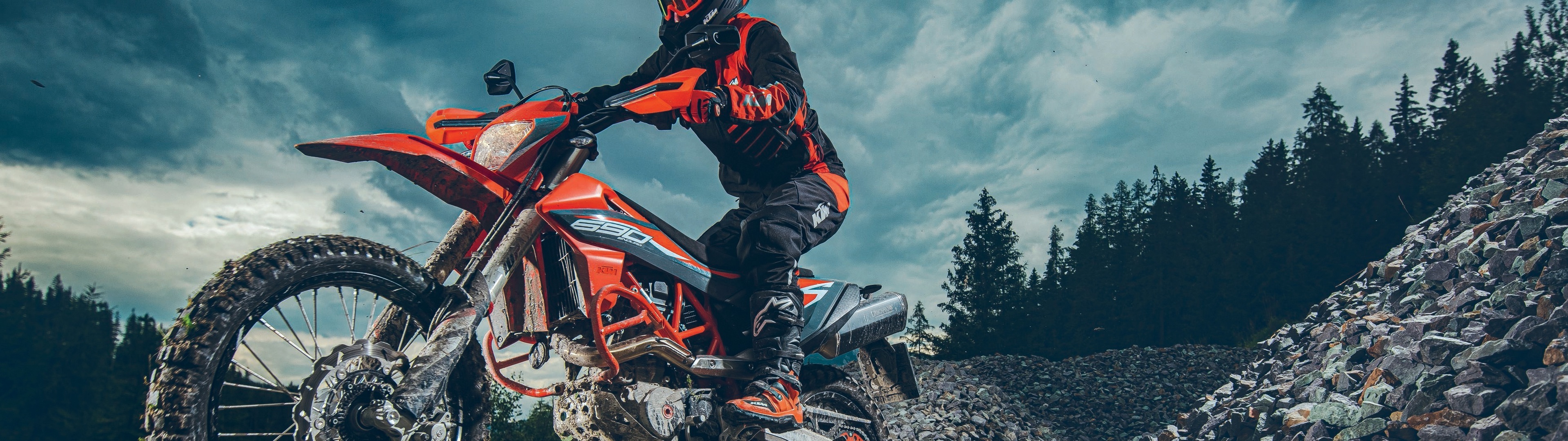 KTM 690 Dual Monitors, Enduro Motorbikes Wallpaper, 3840x1080 Dual Screen Desktop