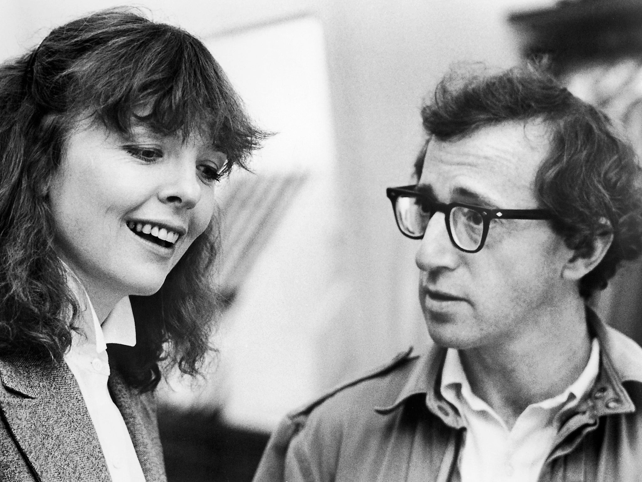 Diane Keaton, Woody Allen support, Controversial tweet, Belief in innocence, 2050x1540 HD Desktop