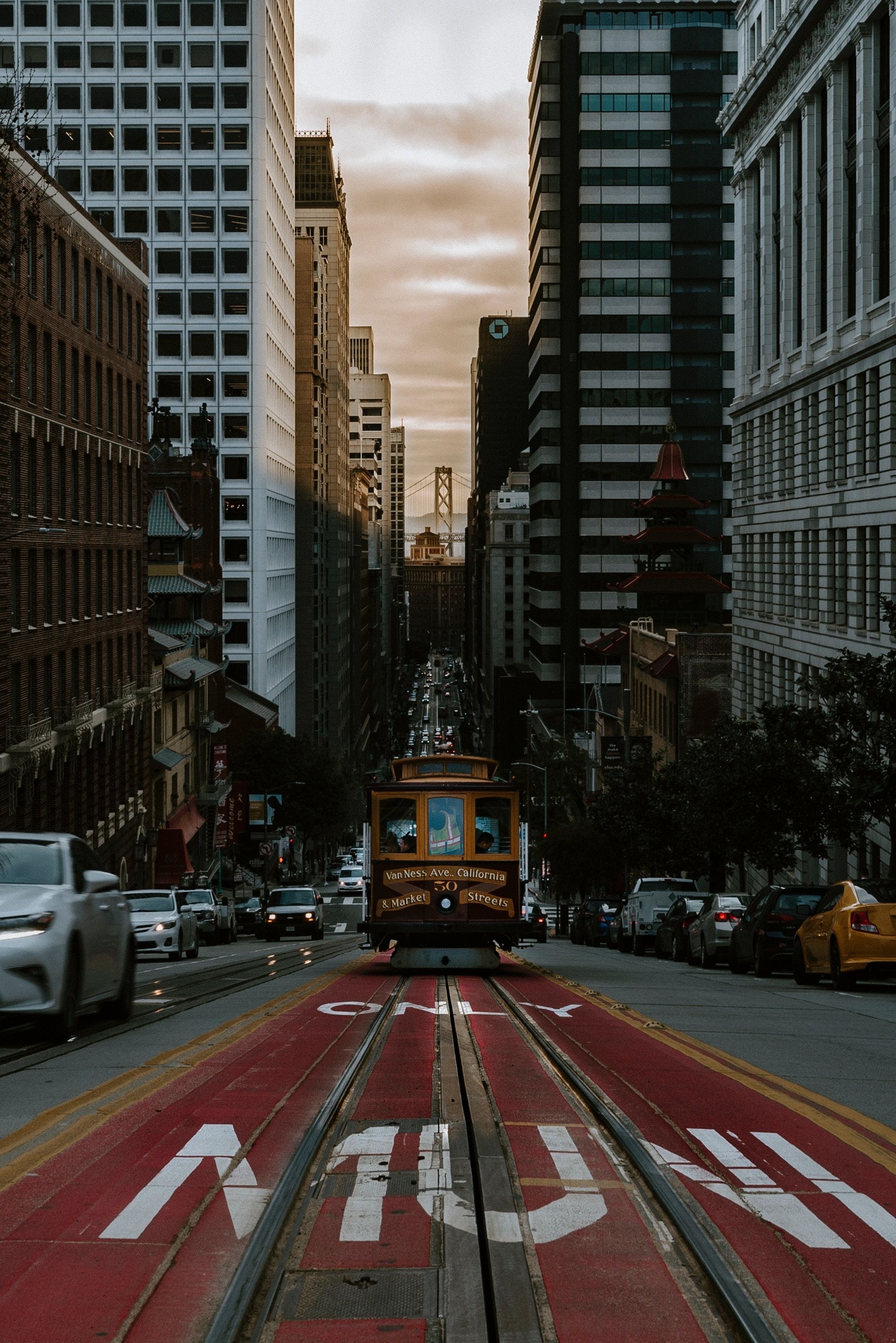 San Francisco Travels, Trolley, Phone wallpapers, Vintage charm, 1850x2770 HD Phone