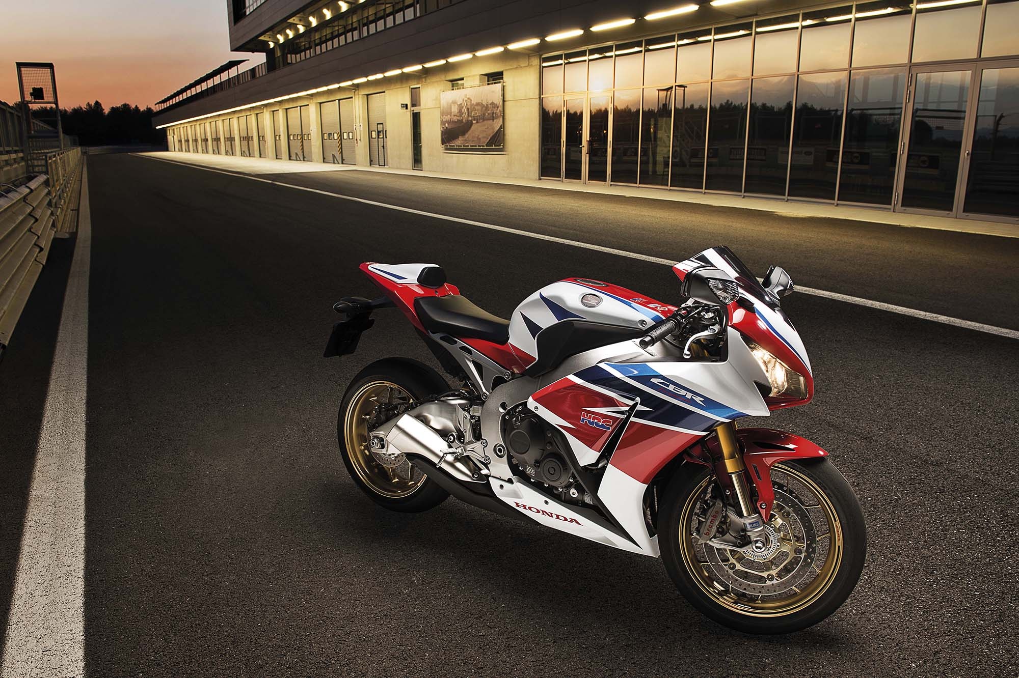 2014 SP, Honda CBR1000RR Wallpaper, 2000x1340 HD Desktop