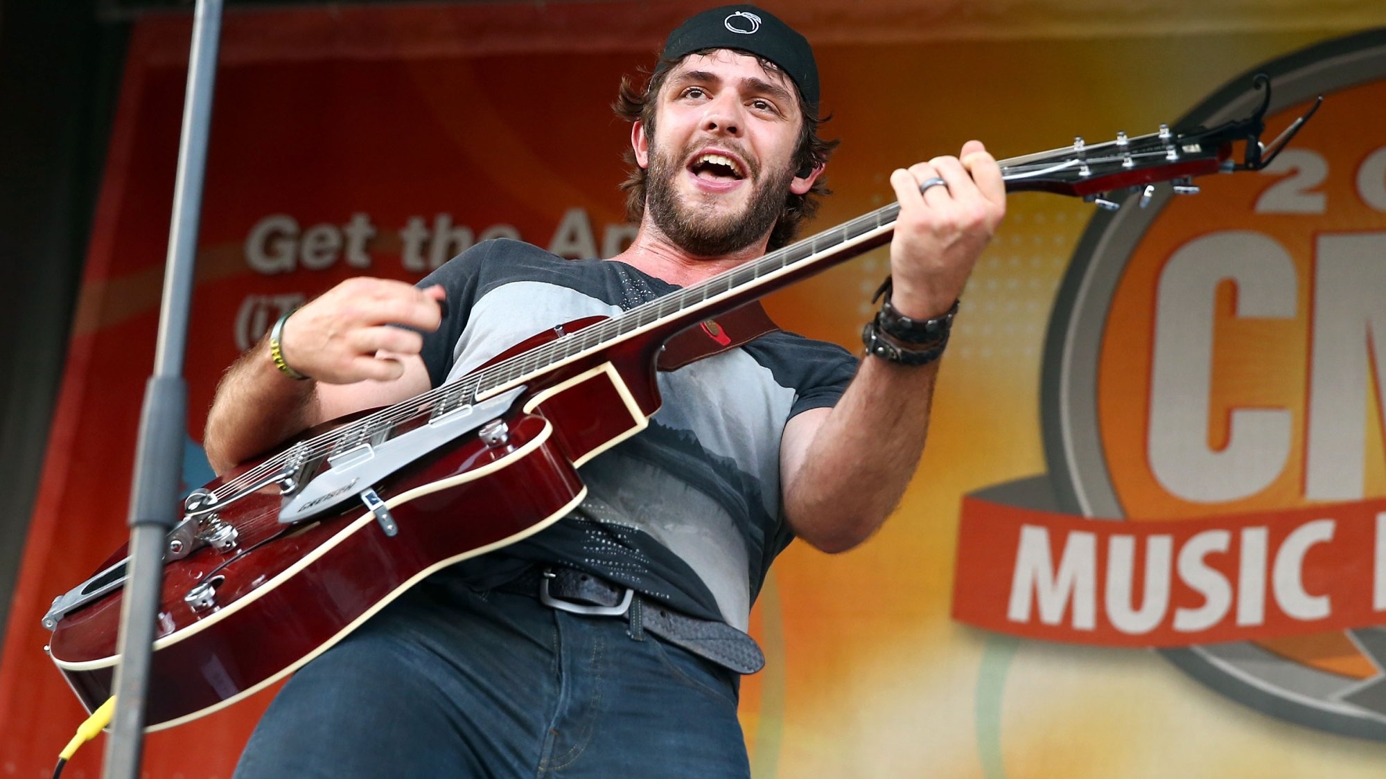 Thomas Rhett, Western country music, Wallpaper collection, Desktop backgrounds, 2000x1130 HD Desktop