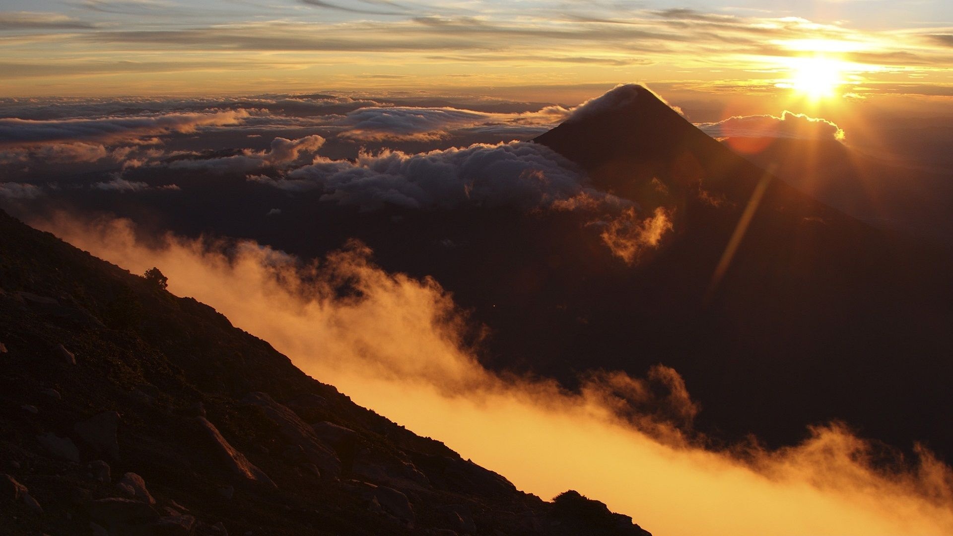 Acatenango Volcano, Guatemala Wallpaper, 1920x1080 Full HD Desktop