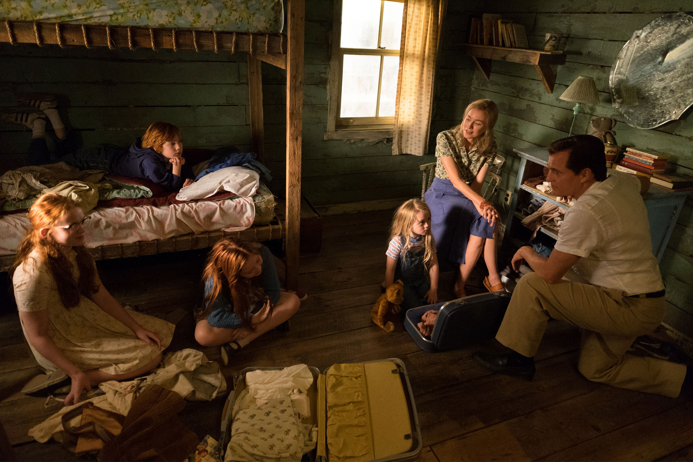 The Glass Castle, Family turbulence, Compelling drama, Las Vegas Weekly, 2300x1540 HD Desktop