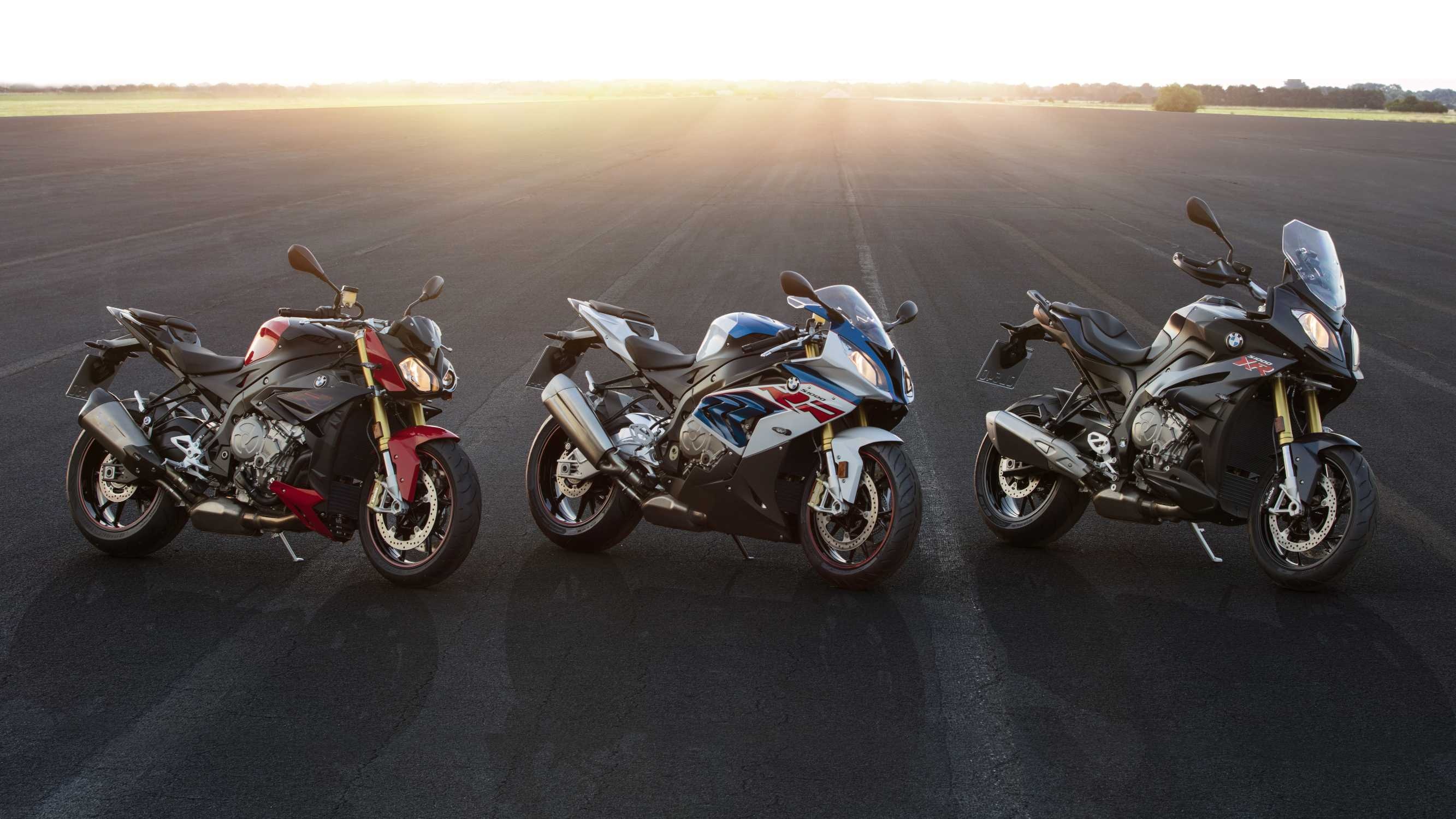 R / RR / XR, BMW S 1000 XR Wallpaper, 2670x1500 HD Desktop