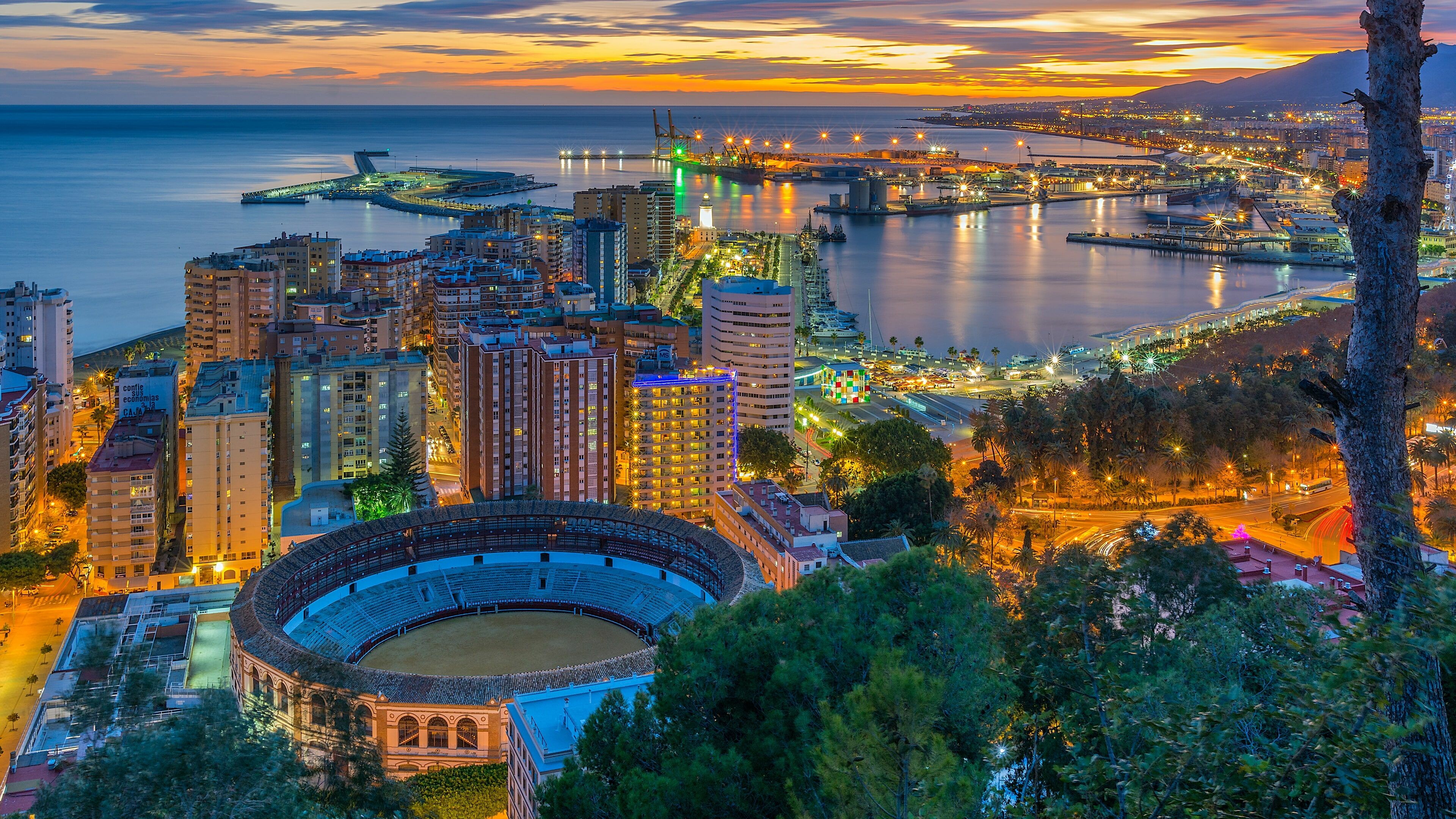 Malaga city lights, Plaza de Toros view, European charm, Vibrant evening scenery, 3840x2160 4K Desktop