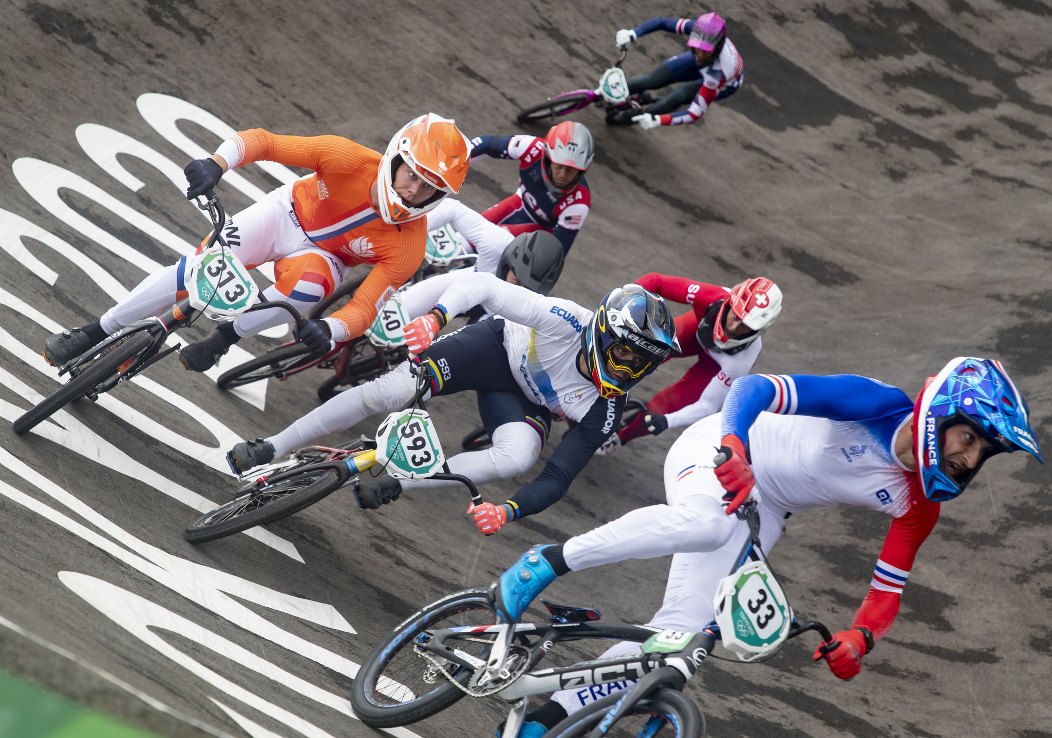 Lake villas, Felicia Stancil, Olympic medal, BMX racing, 2050x1440 HD Desktop