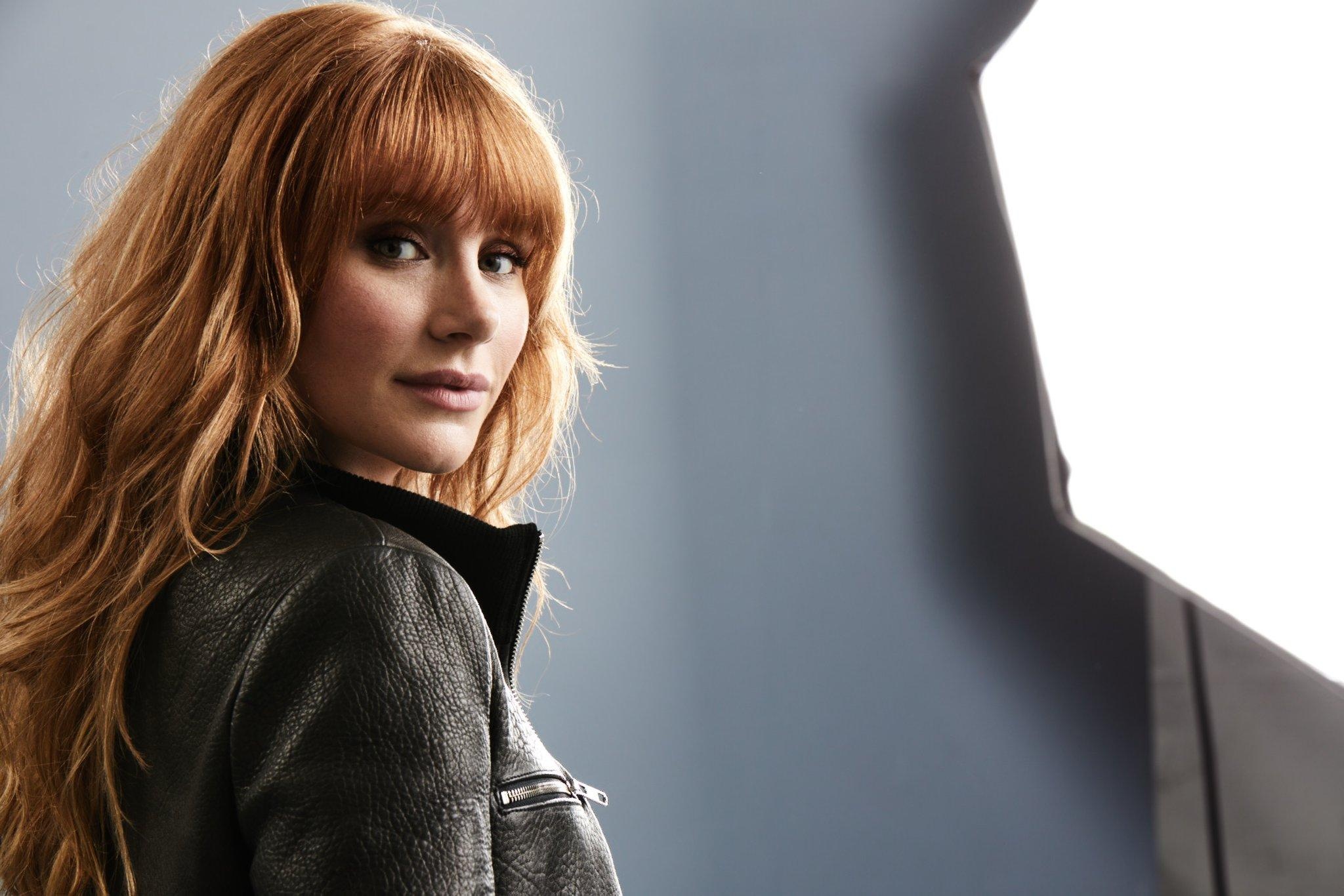 Bryce Dallas Howard, High-definition background, Image download, 2050x1370 HD Desktop