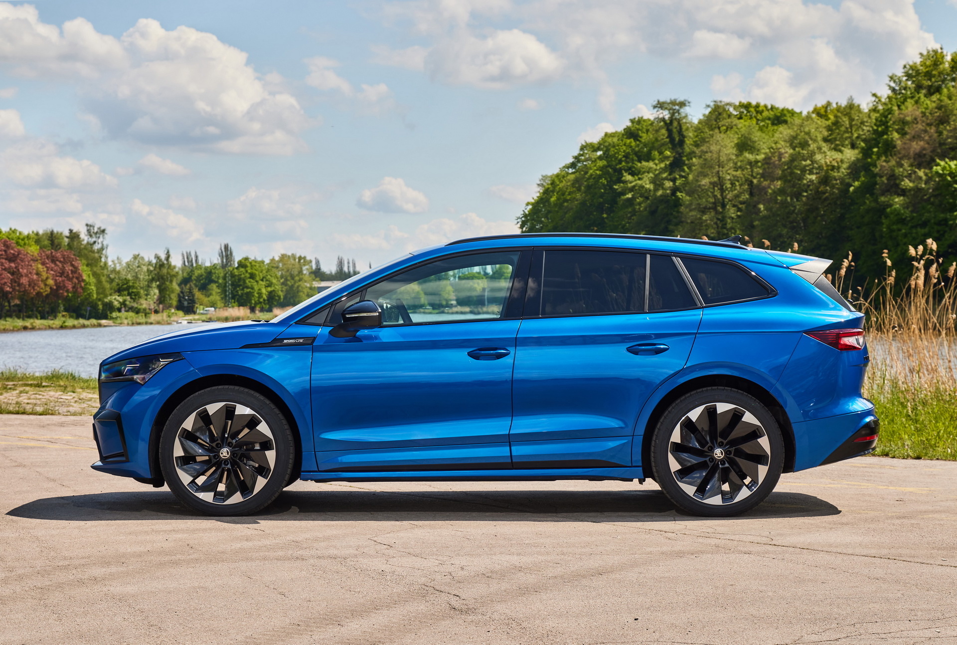 Sportline Edition, Skoda Enyaq Wallpaper, 1920x1300 HD Desktop