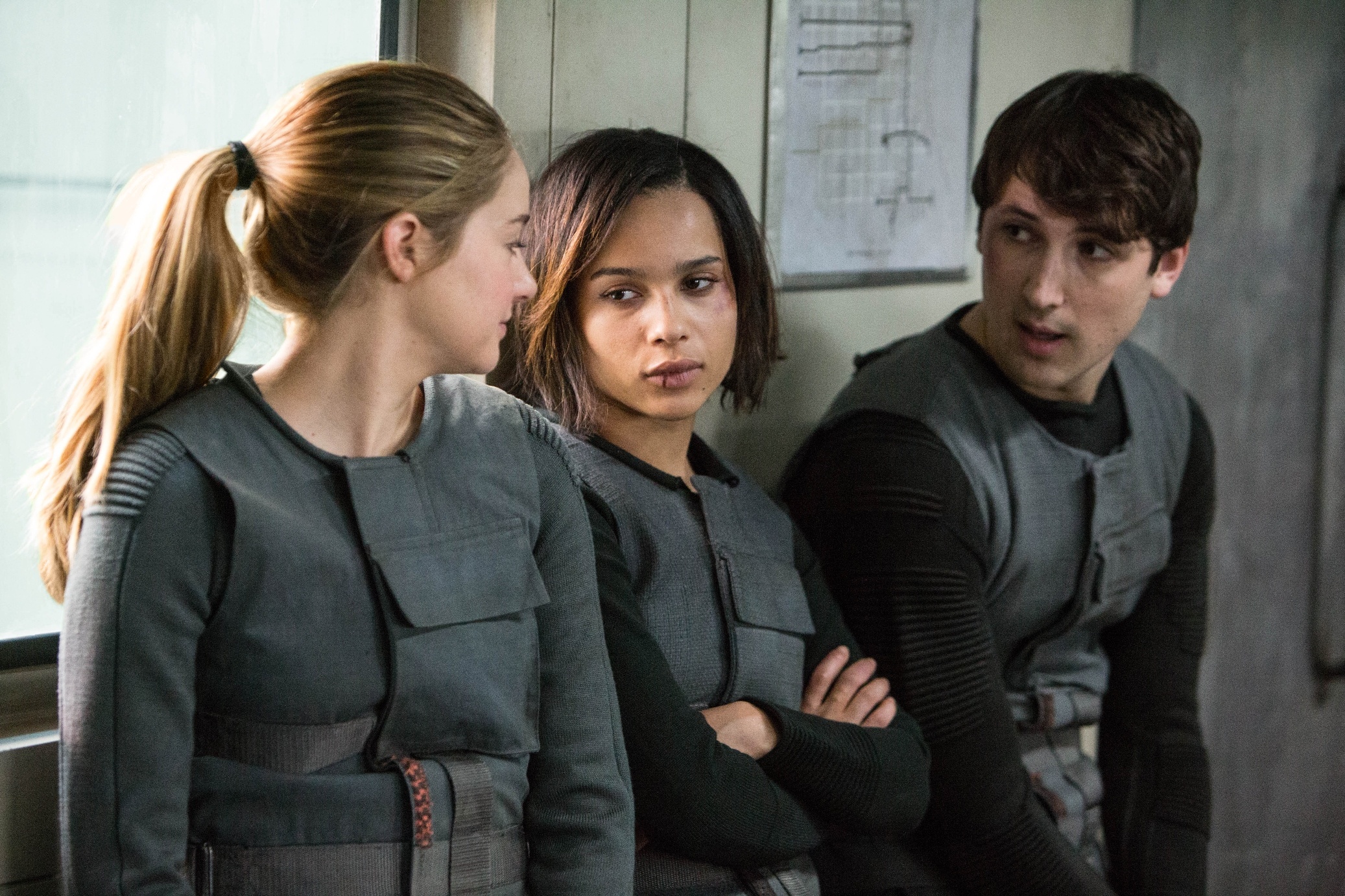 Divergent Dauntless movie pictures, 2080x1390 HD Desktop