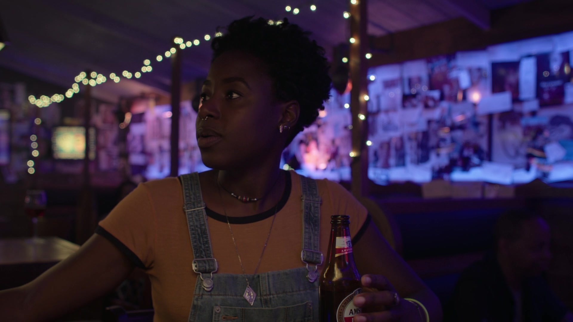 Kirby Howell-Baptiste, Amstel beer, Barry season 1 episode 1, Chapter one, 1920x1080 Full HD Desktop