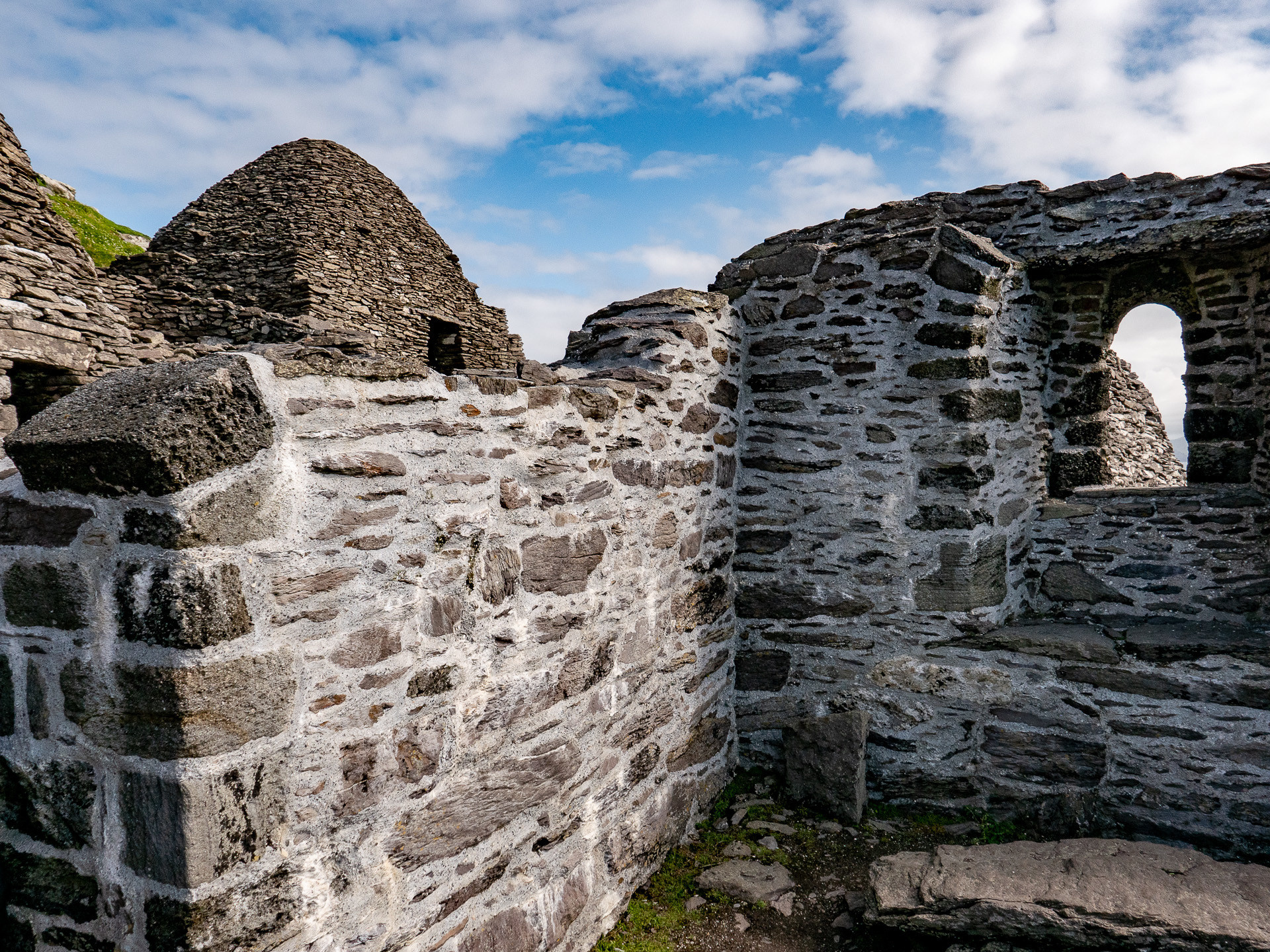 Skellig Michael, Heilreisen's hidden gem, 1920x1440 HD Desktop