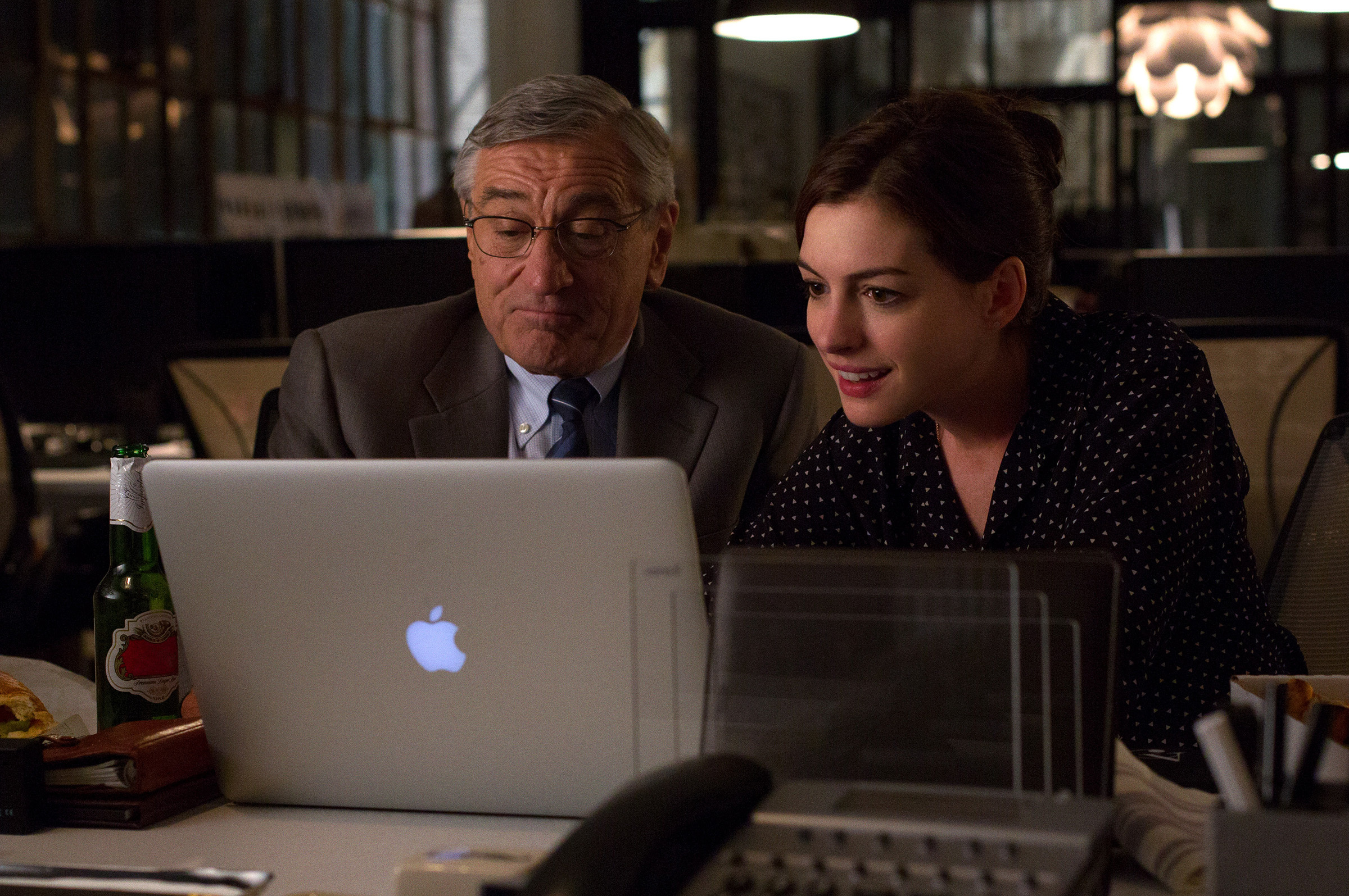 The Intern, Behind-the-scenes look, Media tour, Movie insights, 2400x1600 HD Desktop