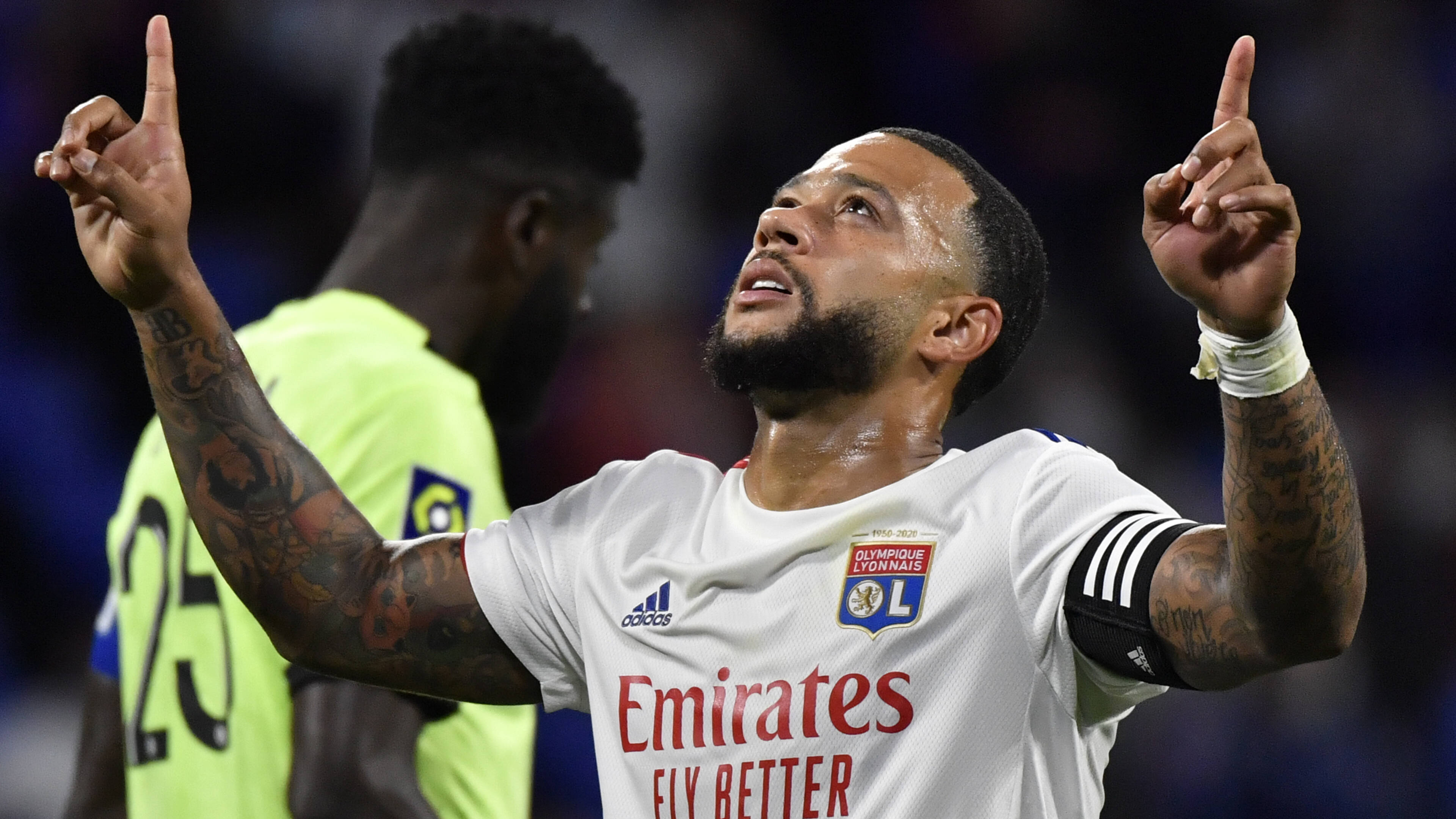 Memphis Depay, Hat-trick performance, Lyon season opener, Remarkable skills, 3840x2160 4K Desktop