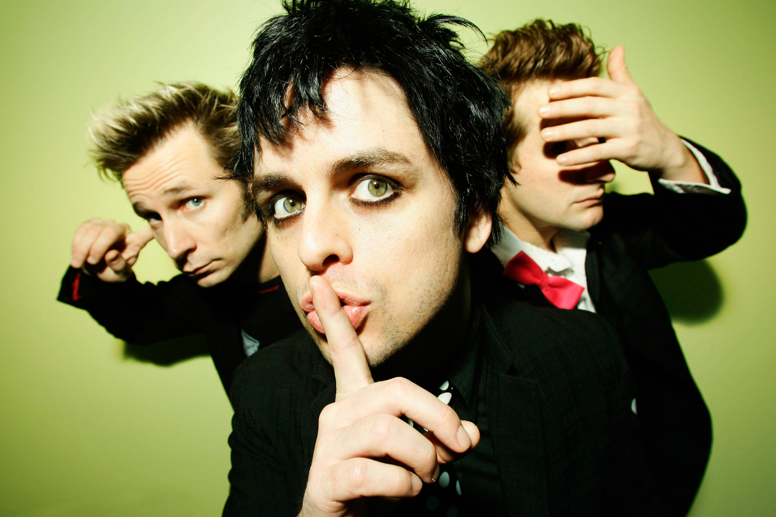 Green Day's October earnings, Financial success, Rolling Stone report, Business growth, 2700x1800 HD Desktop