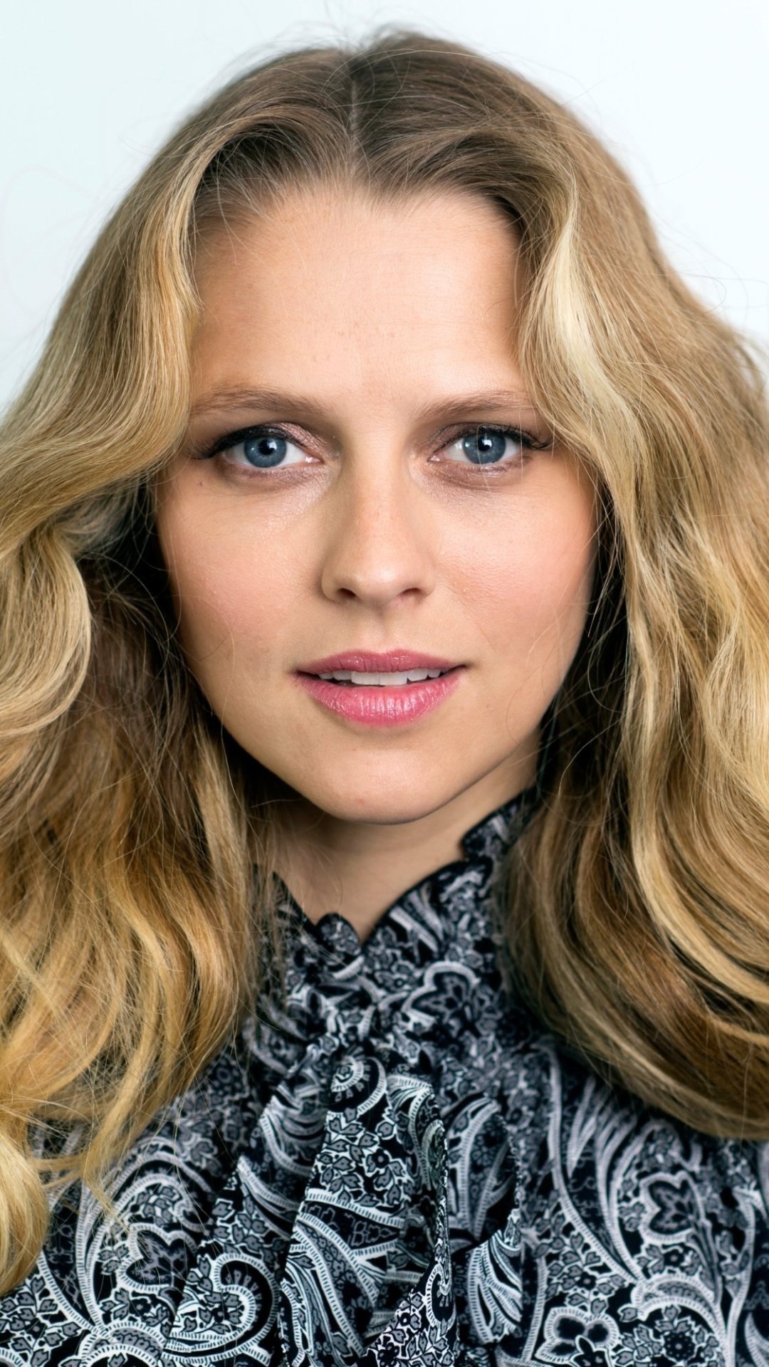 Teresa Palmer, Celebrity, Teresa Palmer, 1080x1920 Full HD Phone