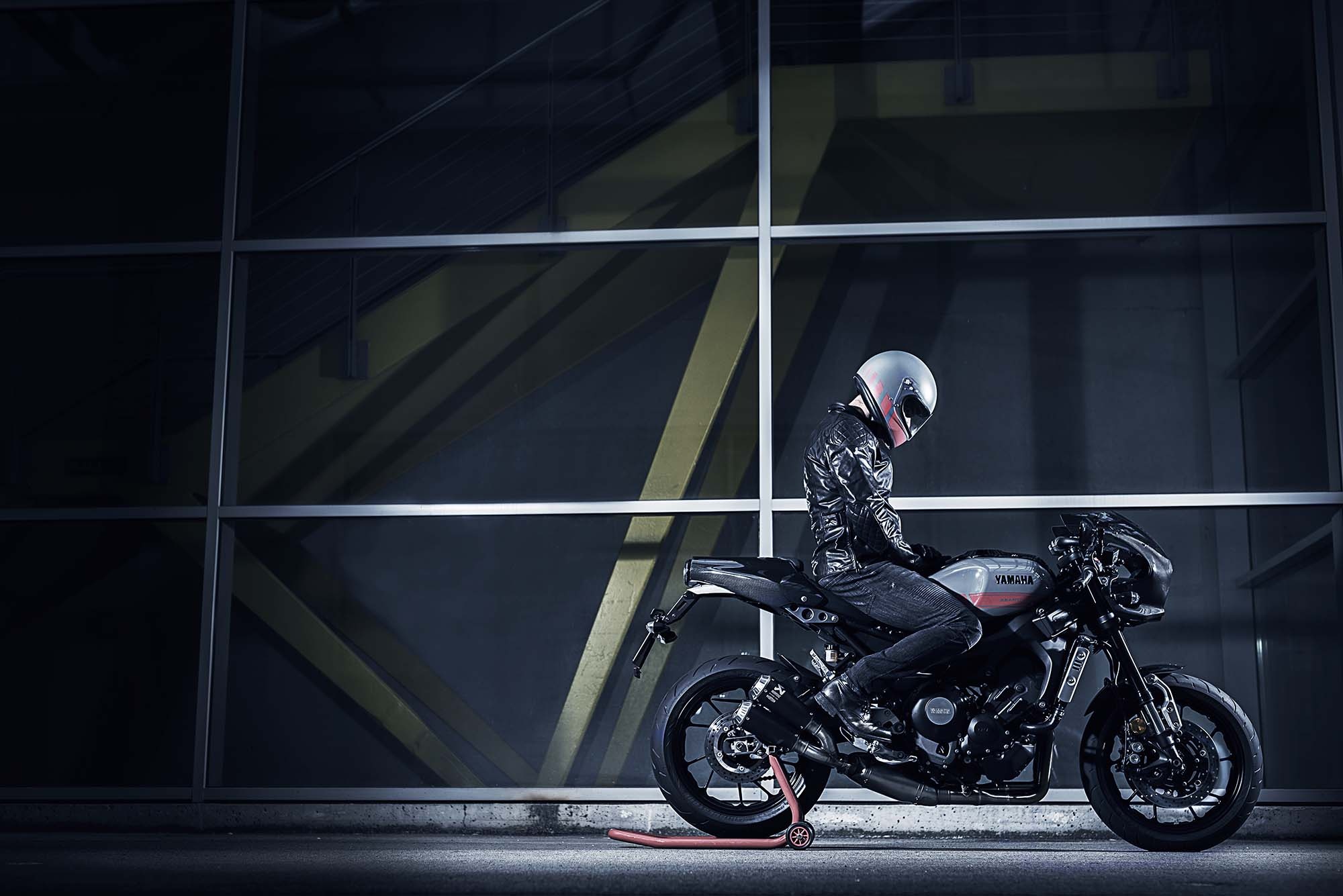 Yamaha XSR900, Vintage-inspired design, Powerful performance, Abarth collaboration, 2000x1340 HD Desktop