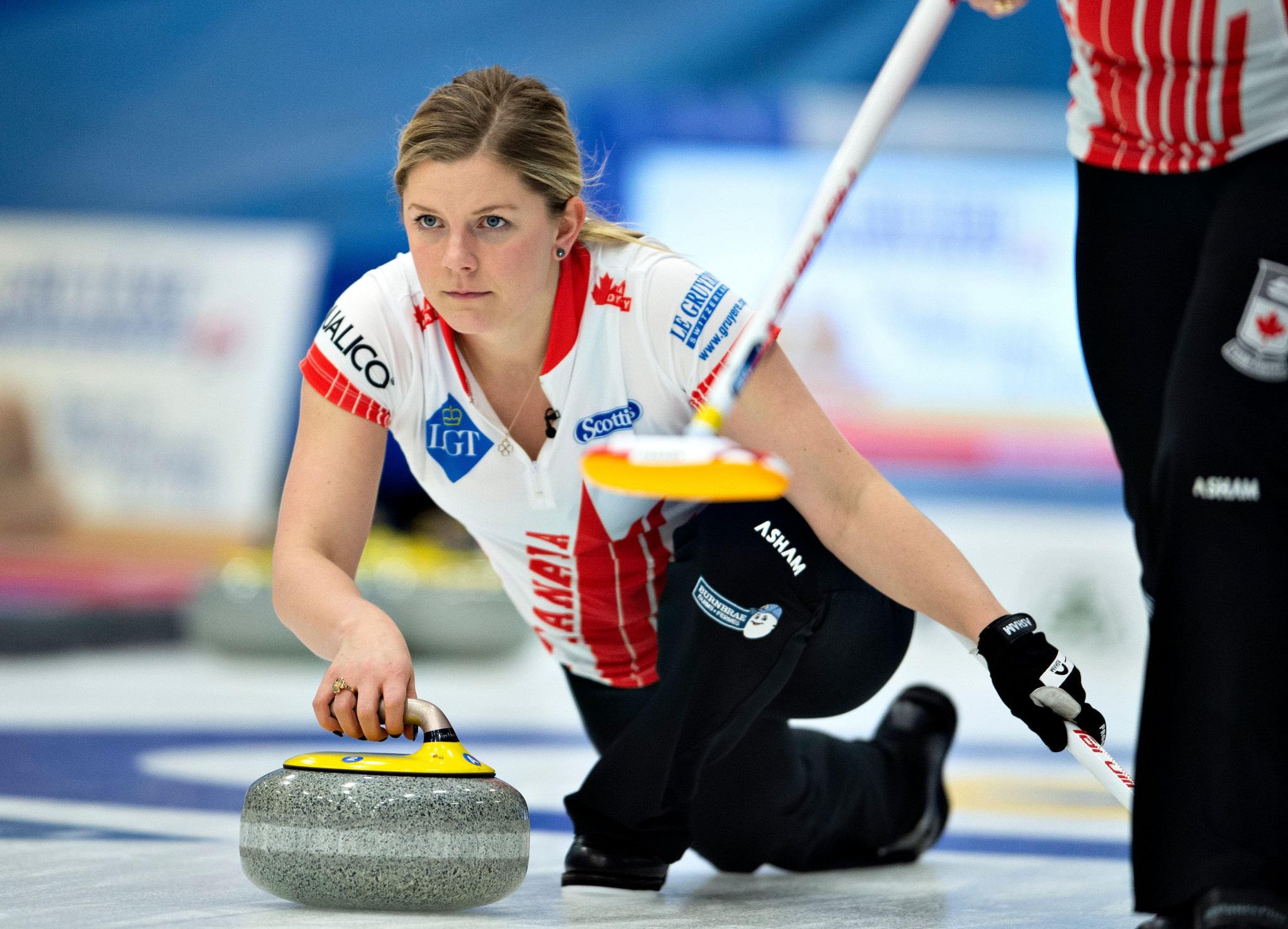 Sarah Wilkes, Curling Wallpaper, 2050x1480 HD Desktop