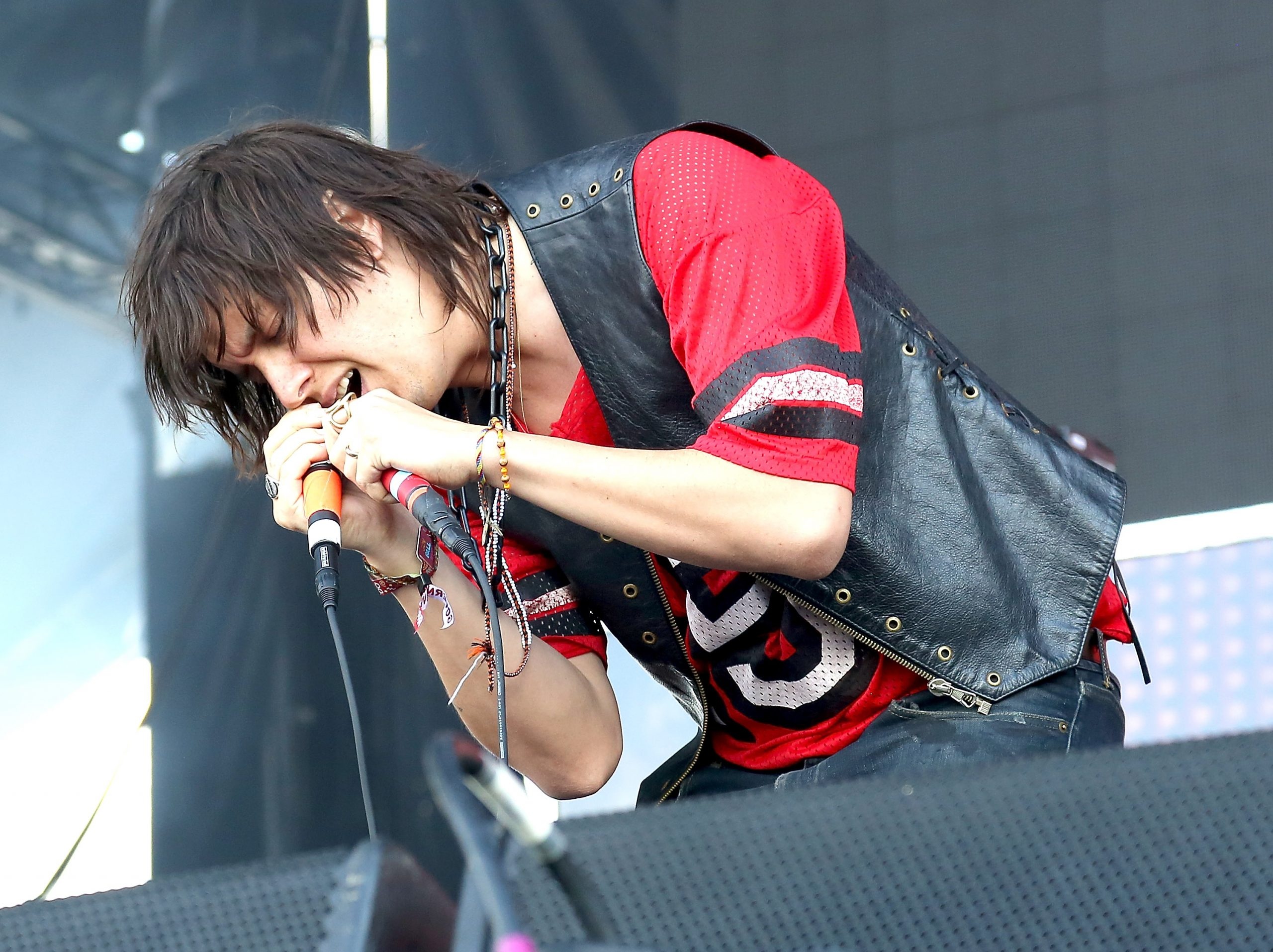 2014 Governors Ball Music Festival, Julian Casablancas Wallpaper, 2560x1920 HD Desktop