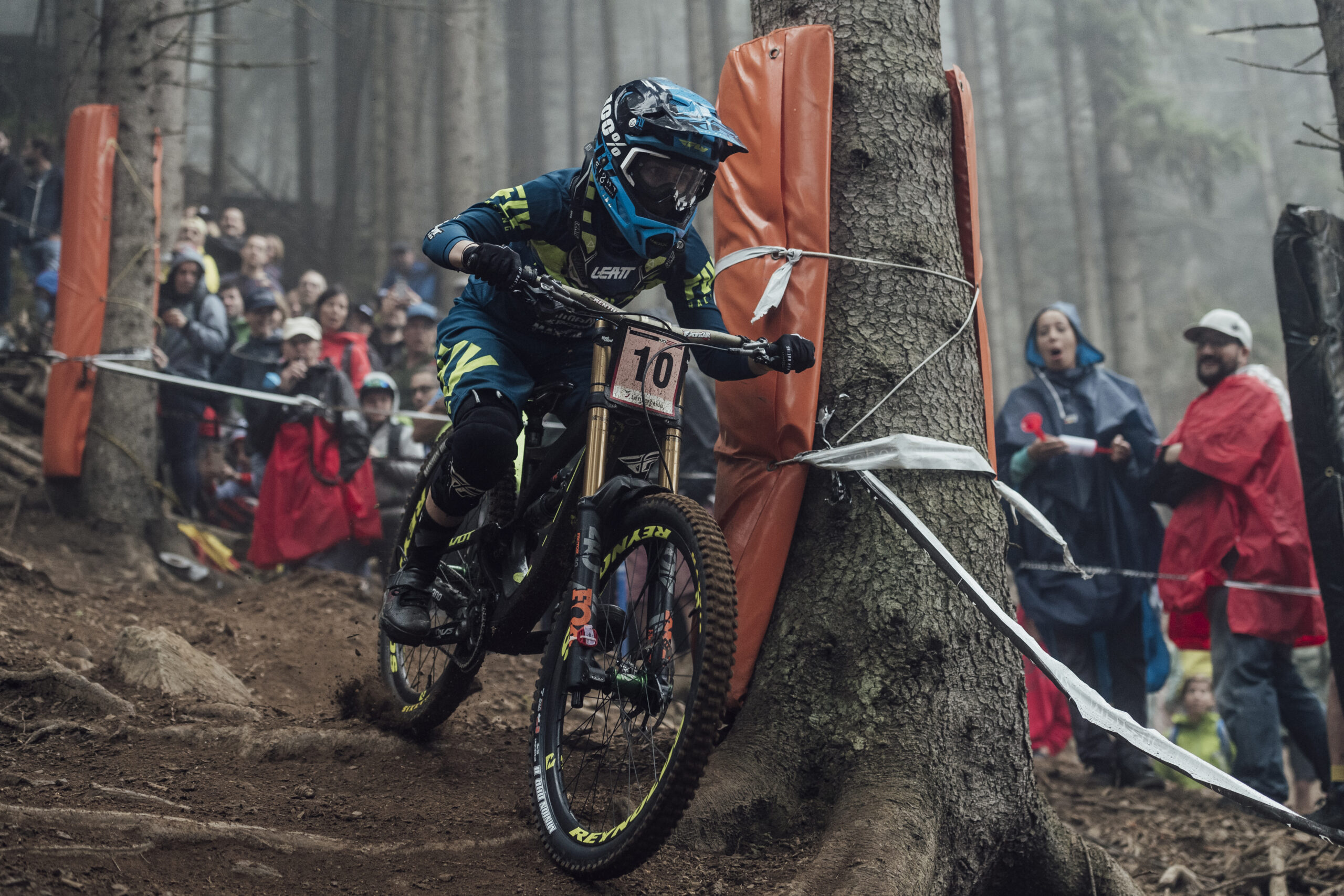 Benoit Coulanges, Number participant, Emilie Siegenthaler, French downhill, 2560x1710 HD Desktop