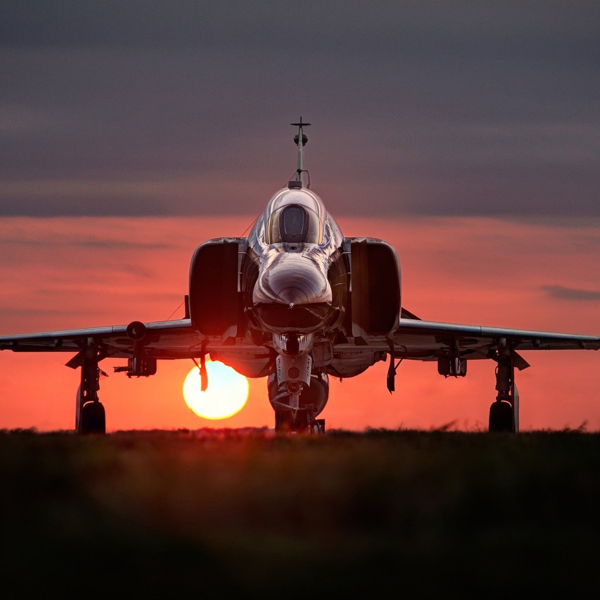 F-4 Phantom II, Jet Fighters Wallpaper, 2050x2050 HD Phone