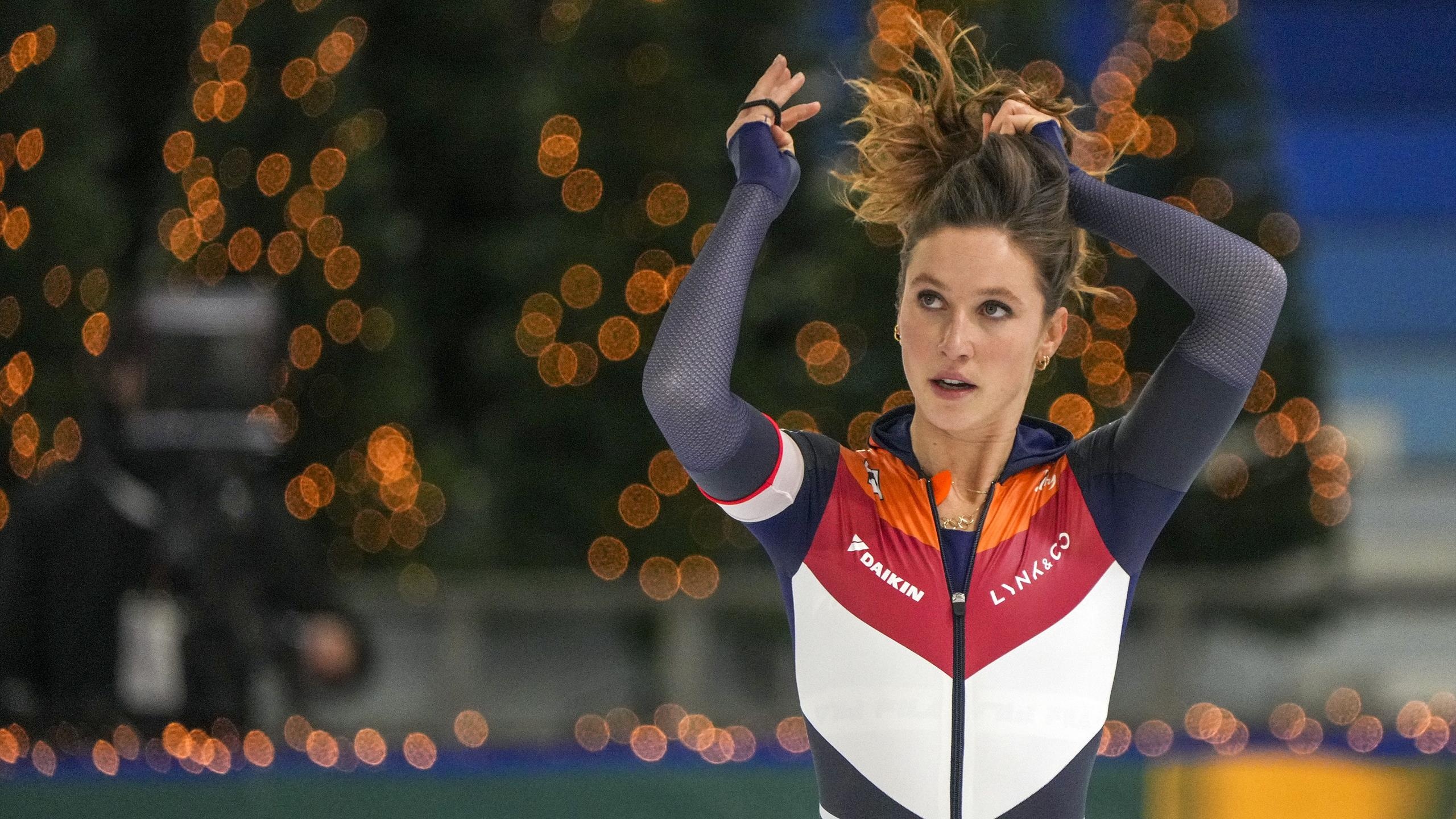 Suzanne Schulting, Beijing 2022, Short track speed skating, Eurosport, 2560x1440 HD Desktop