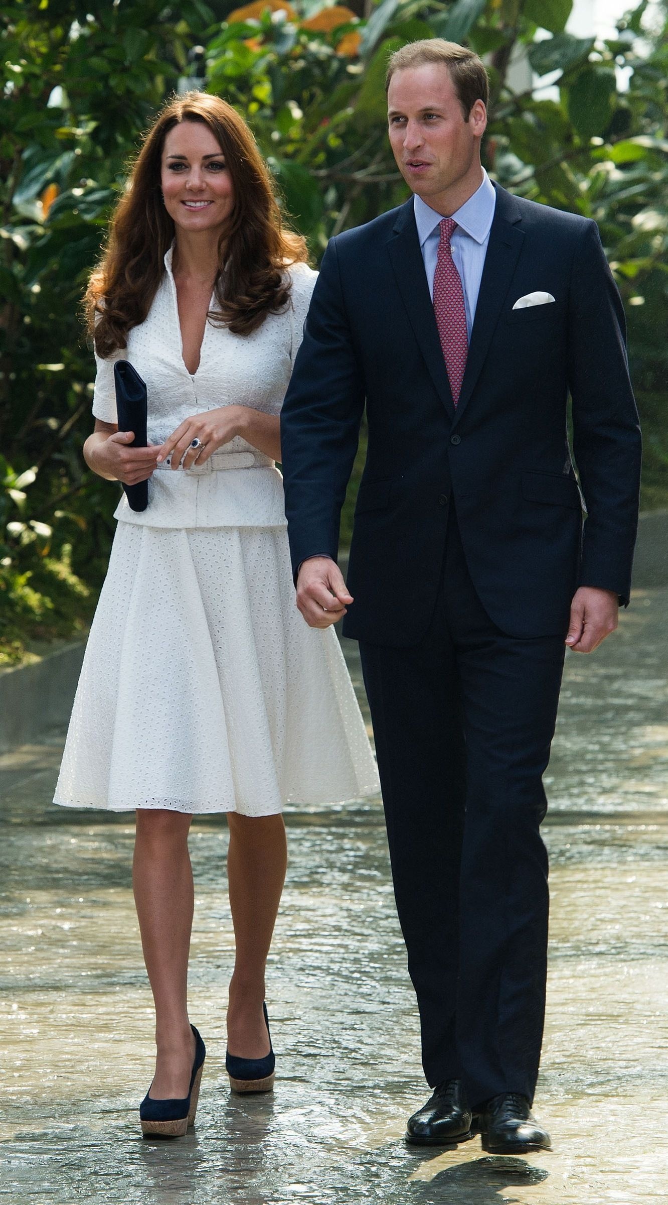 Gardens by the Bay Singapore, Prince William and Kate Middleton Wallpaper, 1340x2400 HD Phone