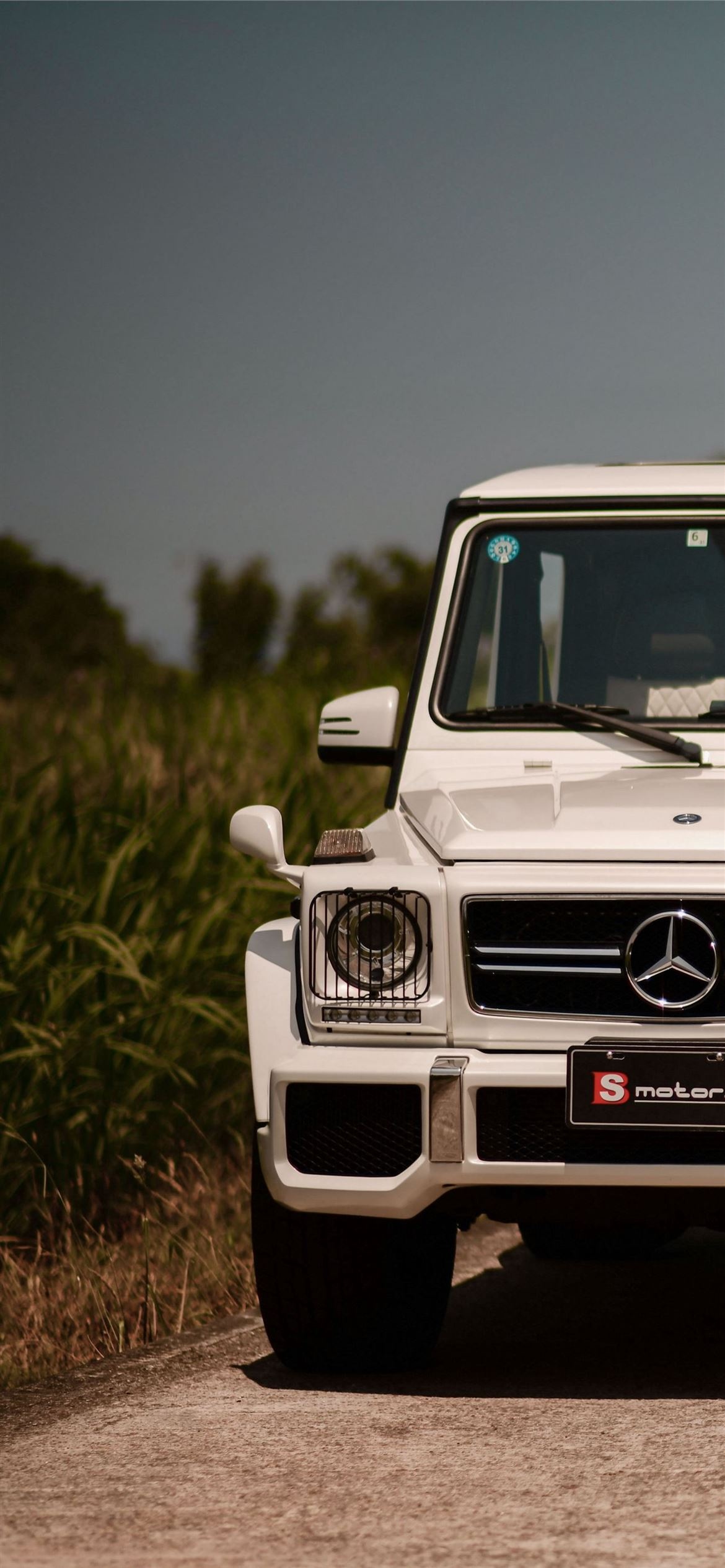 Mercedes-Benz G-Class, Powerful presence, Luxurious interior, Supreme comfort, 1170x2540 HD Phone