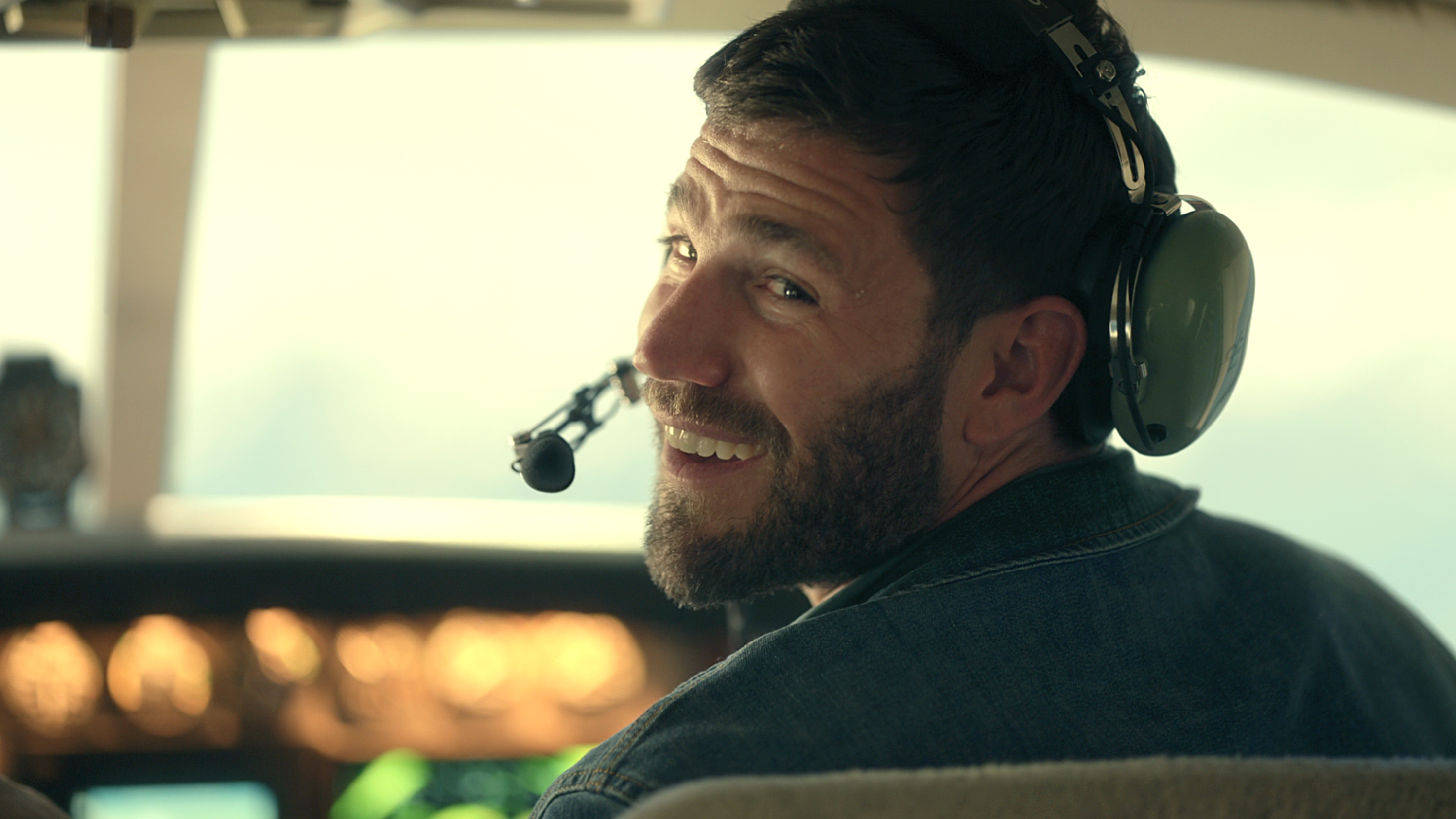 Austin Stowell, Movies, Keep Breathing, Netflix, 2960x1670 HD Desktop