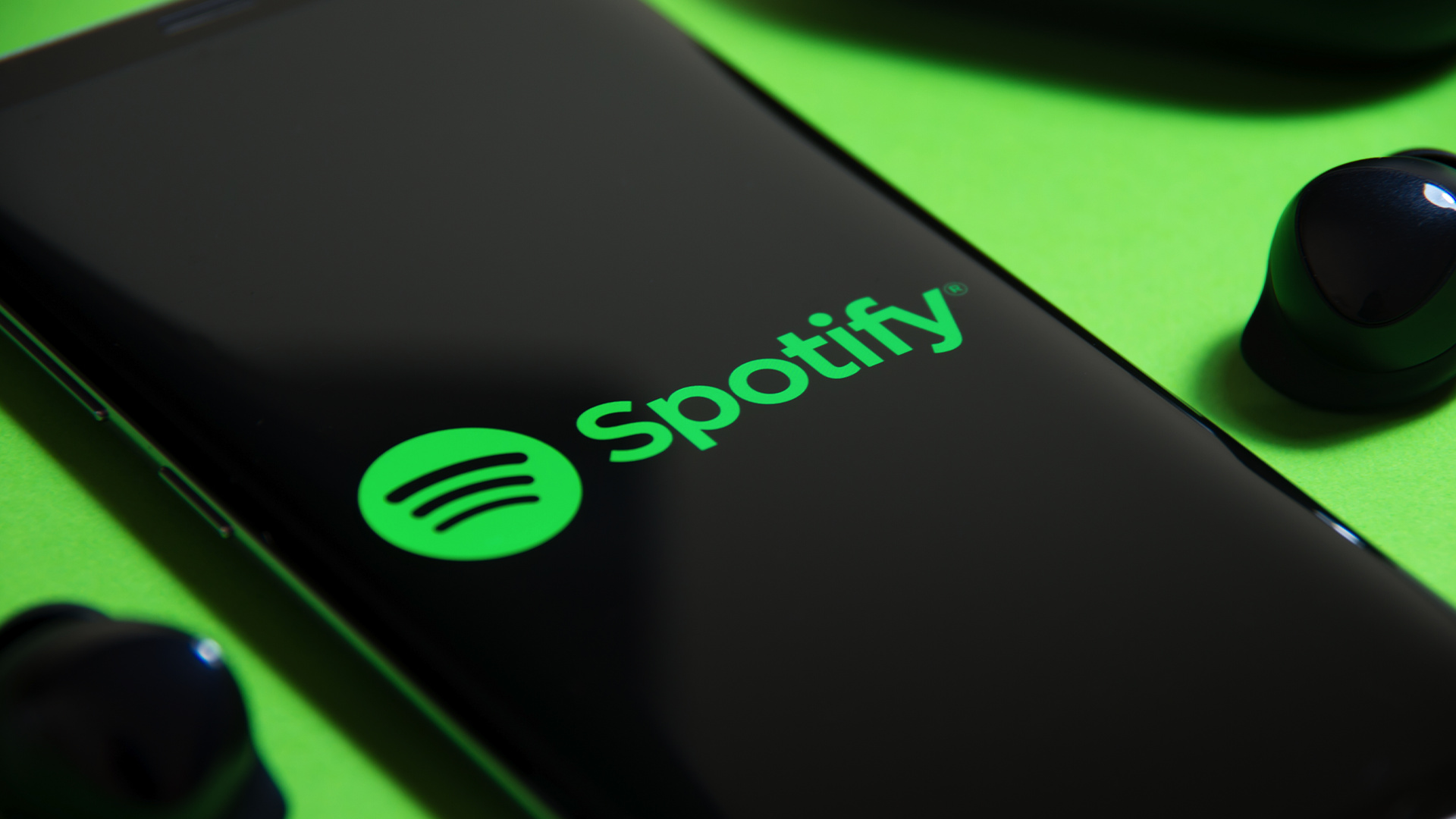 Spotify Android app, Wanted feature, Review Geek, 1920x1080 Full HD Desktop